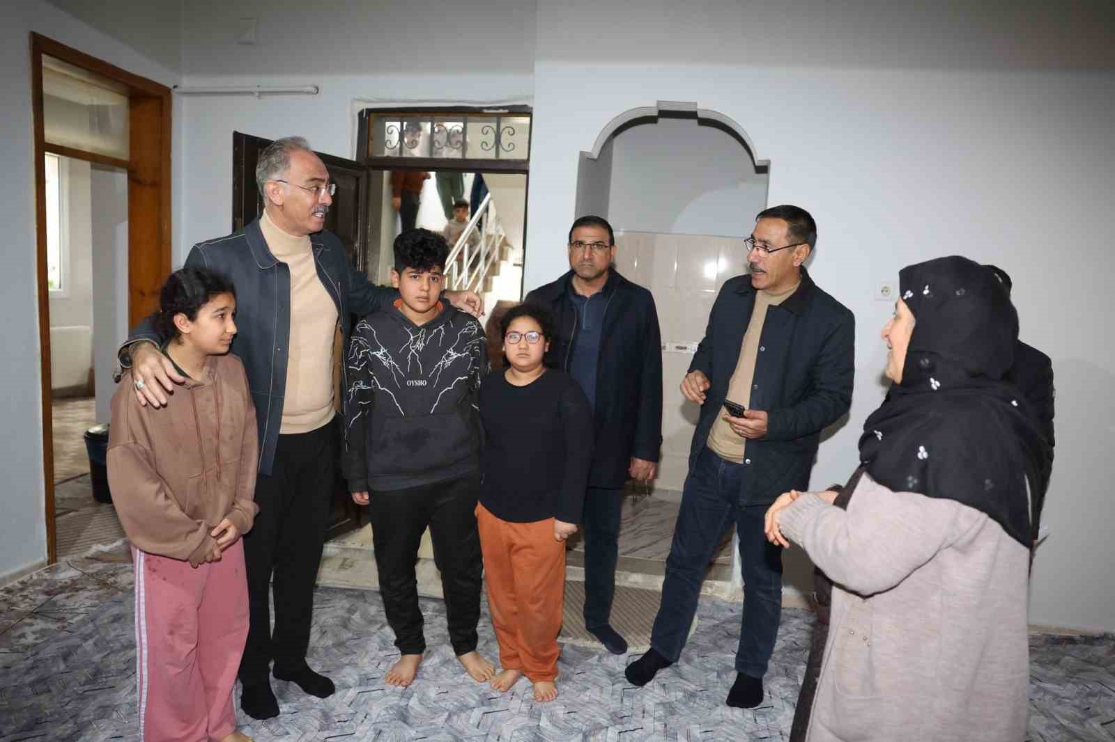 Eyyübiye’de yetimin yüzü güldü
Eyyübiye’de yetimin yüzü güldü