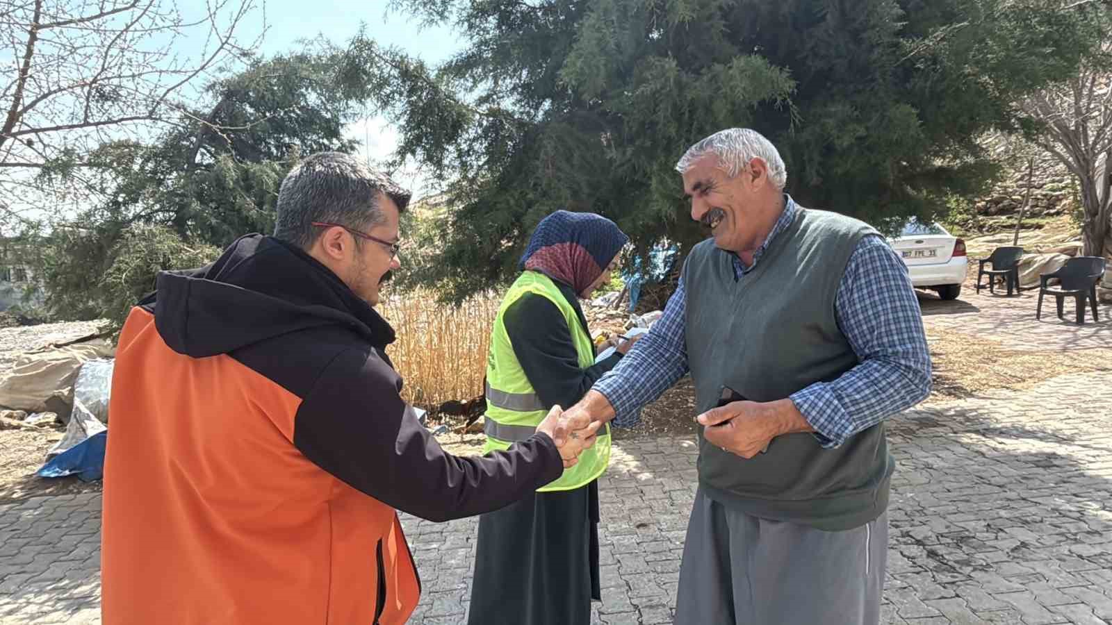 Eyyübiye’de yetimin yüzü güldü
