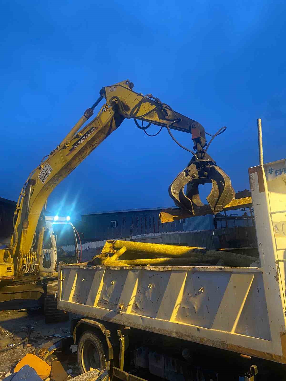 Faal olmayan Su Temin Projesi Tesisine girip 6 milyon liralık malzeme çaldılar
