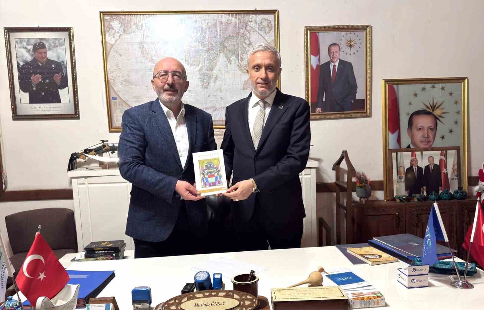 Farklı ilden gelen üniversiteli gençler sosyal sorumluluk için Kütahya’da ağırlandı
