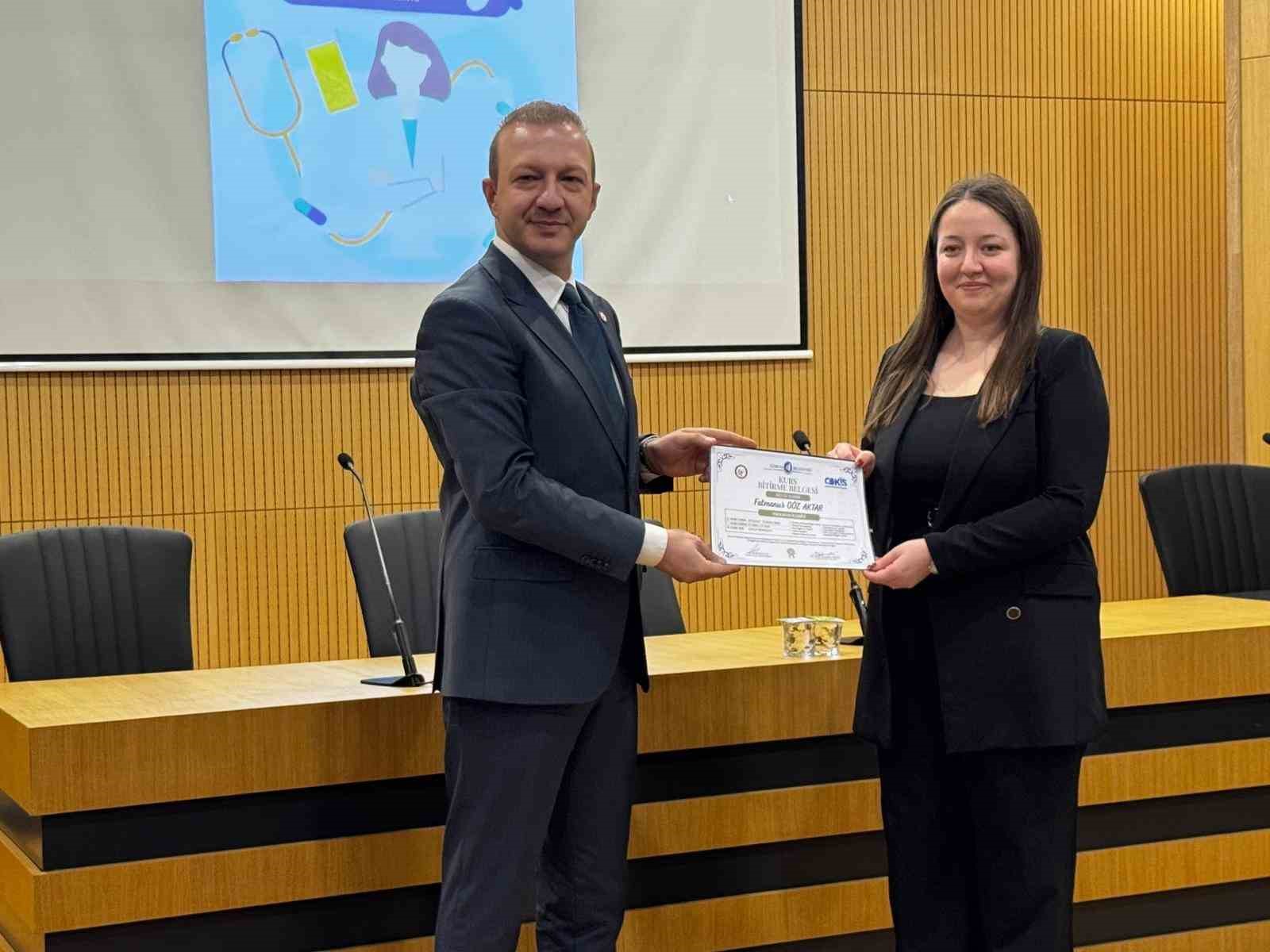 "Farmahane" projesinde 29 kursiyer sertifika aldı
