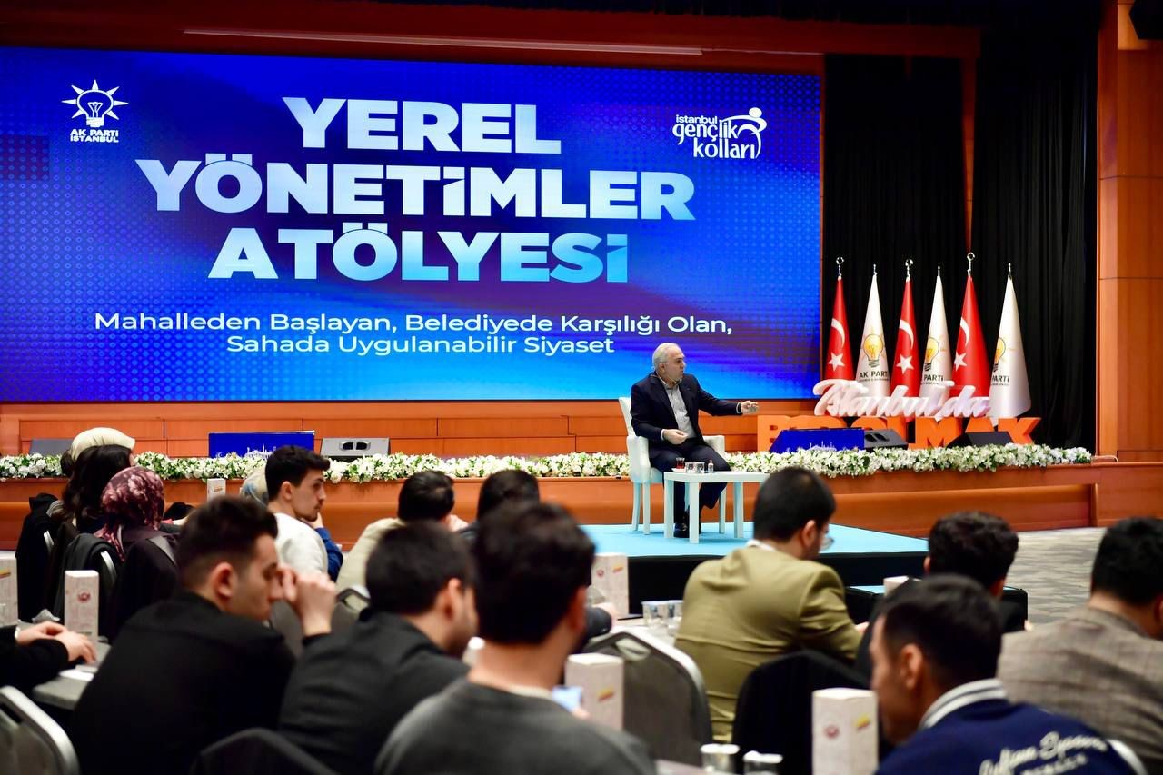 Fatih’te gençlerle yerel siyaset buluşması
