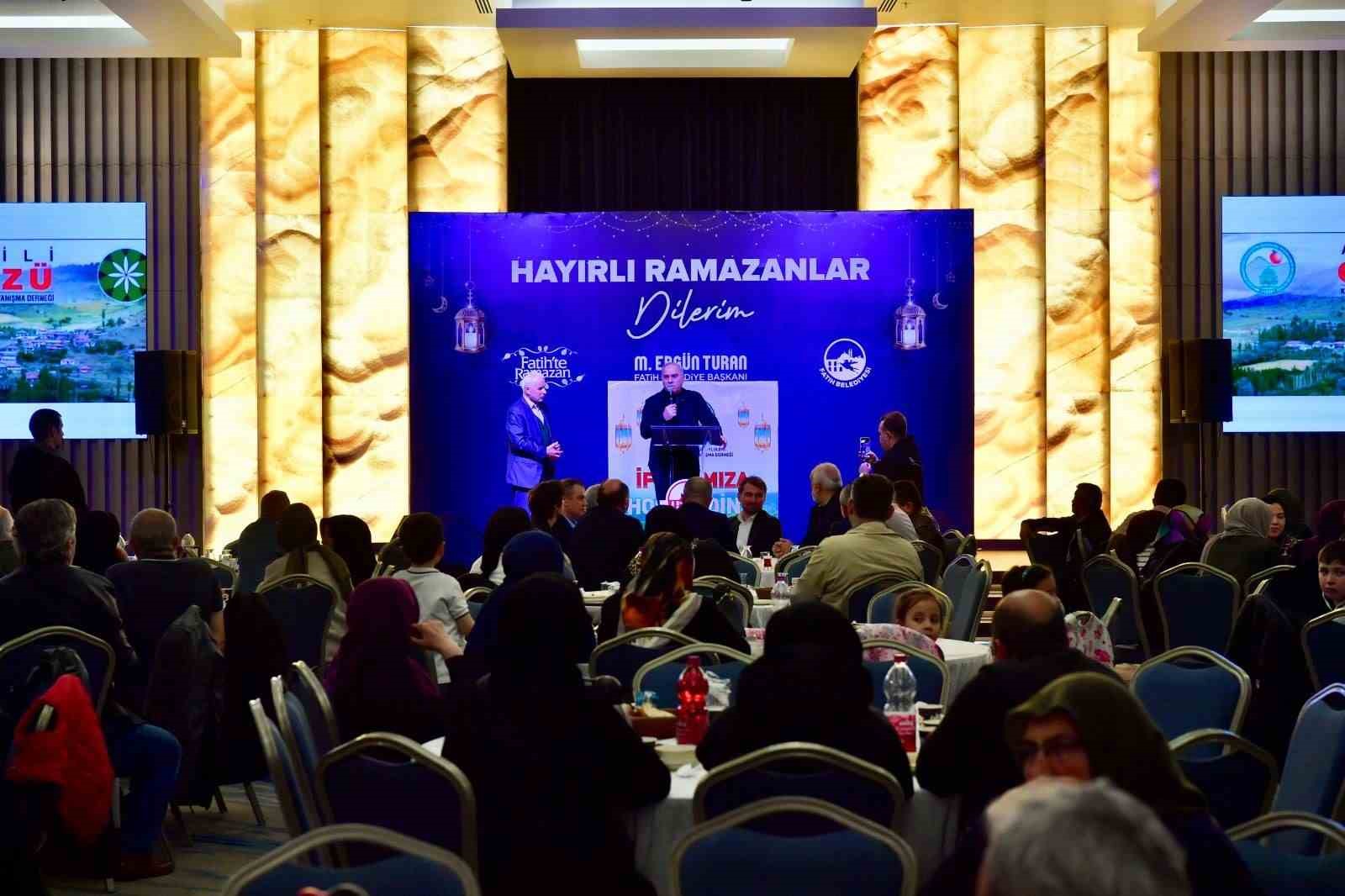 Fatih’te Ramazan bereketi: Tüm hazırlıklar tamamlandı
Fatih’te Ramazan bereketi: Tüm hazırlıklar tamamlandı
