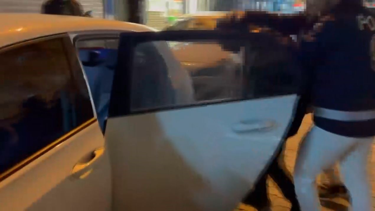 Fatih’teki banka soyguncusu evinde yakalandı
