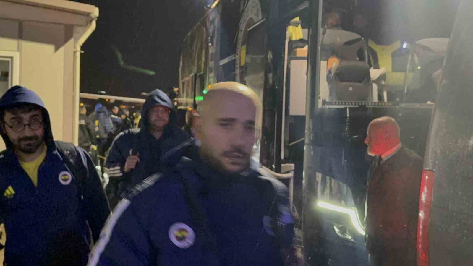 Fenerbahçe, Alanya’da
