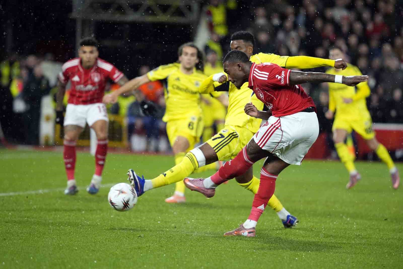 Fenerbahçe, Avrupa kupalarına veda etti
Fenerbahçe, Avrupa kupalarına veda etti