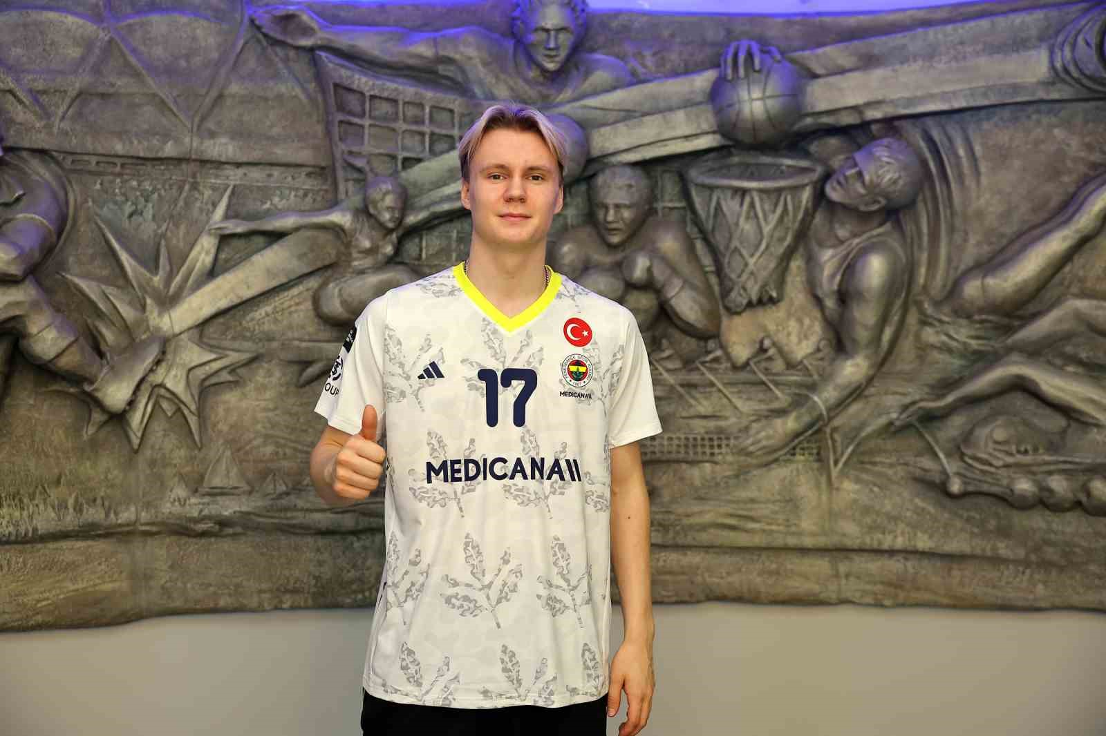 Fenerbahçe, Finlandiyalı smaçör Marttila’yı kadrosuna kattı
