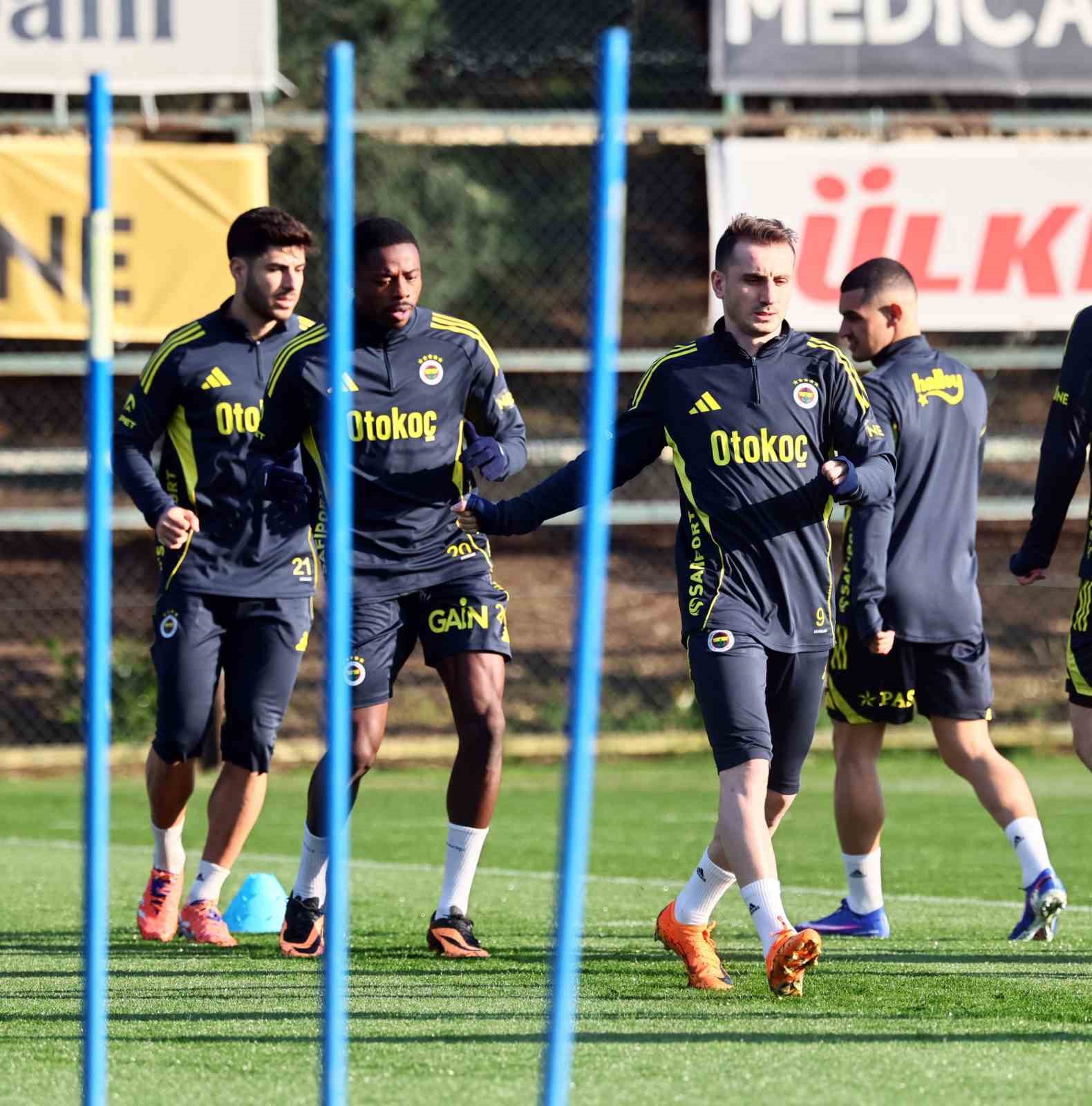 Fenerbahçe, Gaziantep FK maçı hazırlıklarını tamamladı
