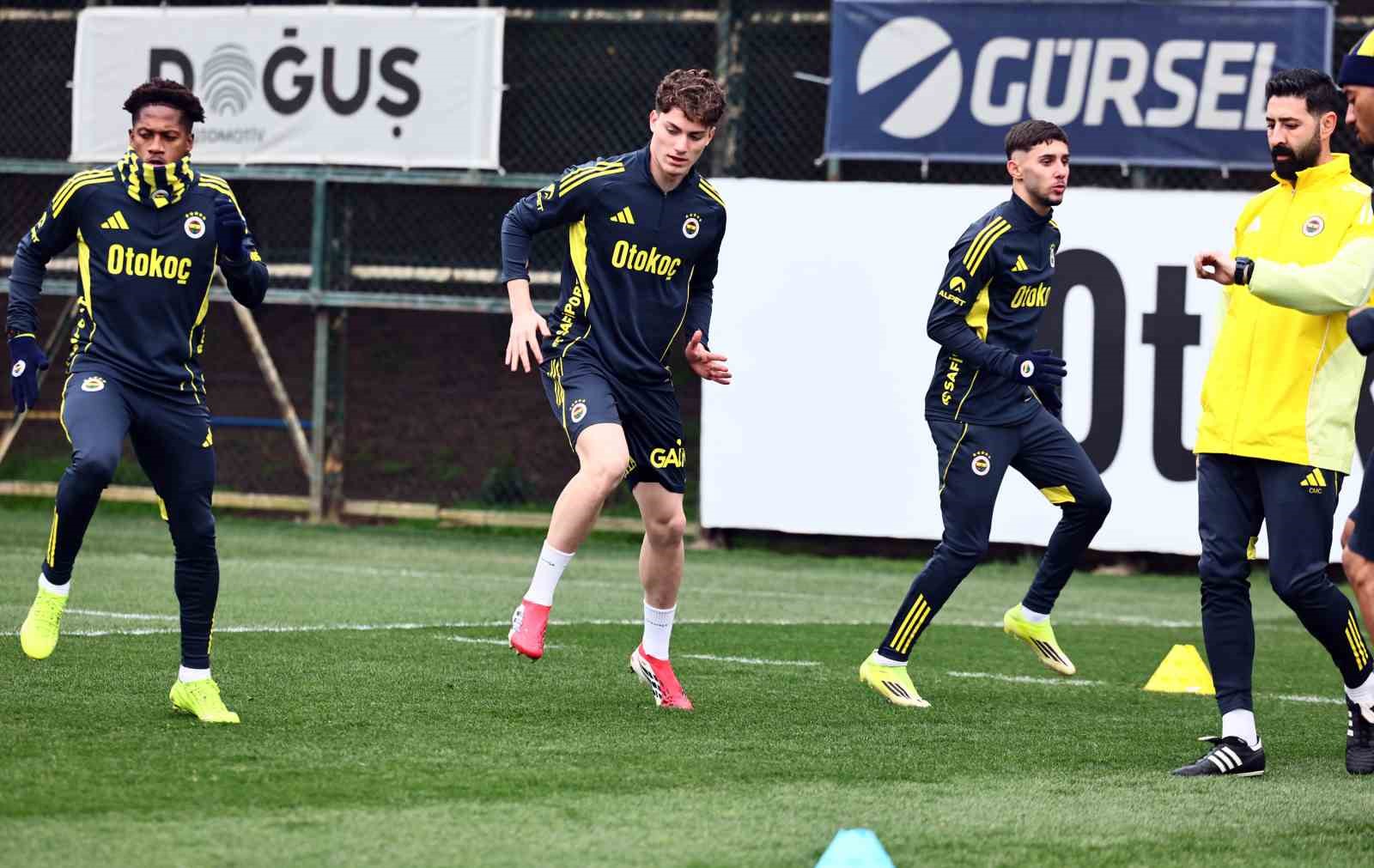 Fenerbahçe, Gaziantep FK maçının hazırlıklarını tamamladı
