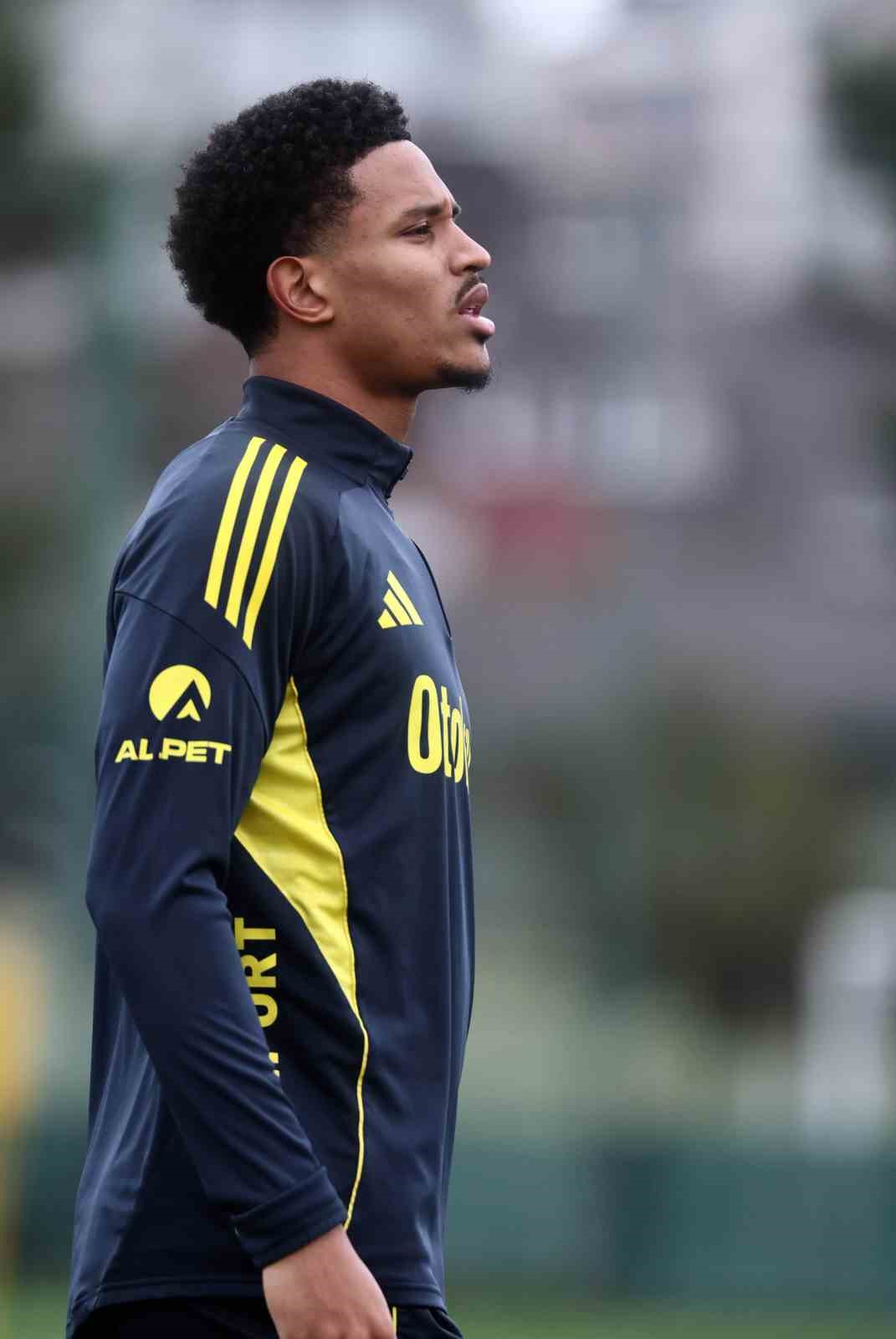 Fenerbahçe, Gençlerbirliği maçının hazırlıklarına başladı
