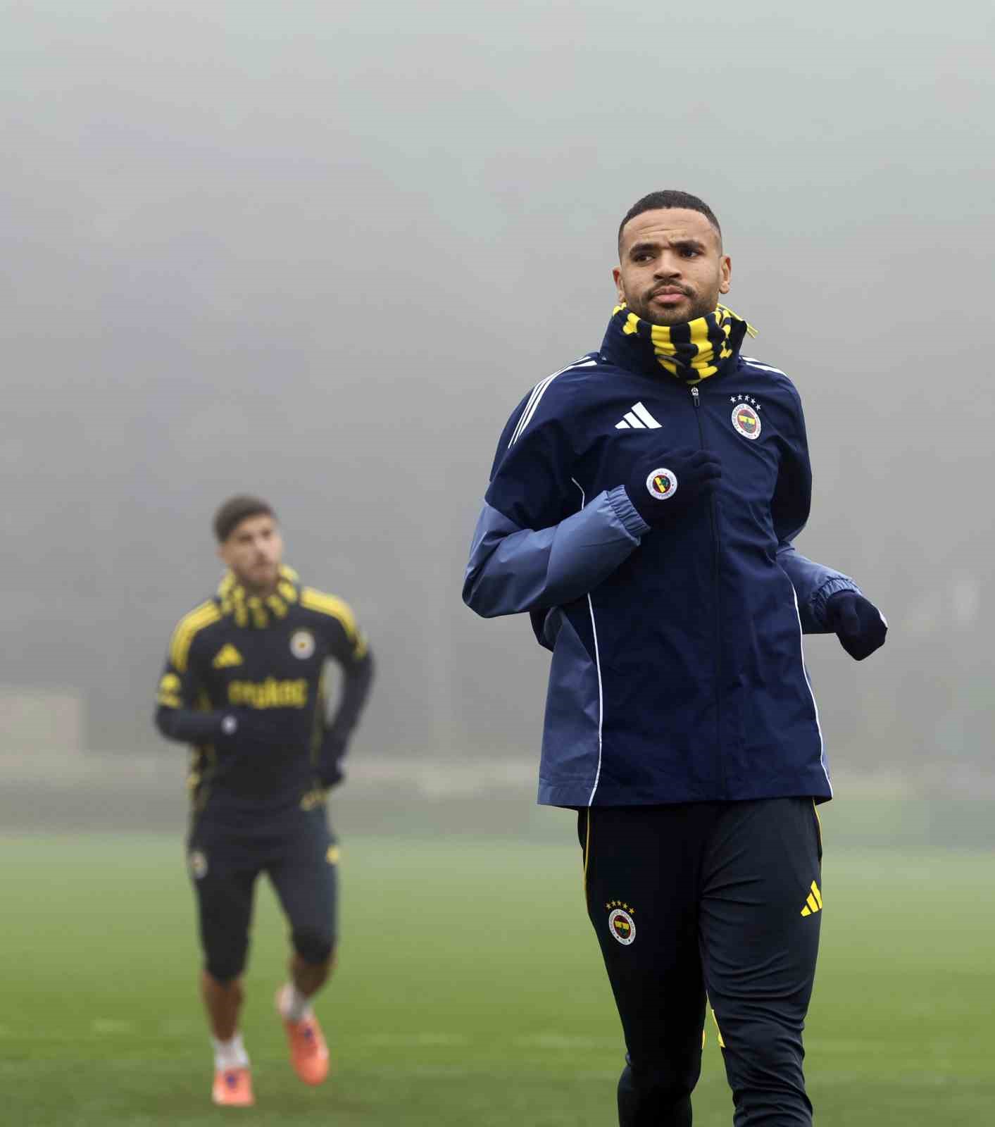 Fenerbahçe, Göztepe maçı hazırlıklarını tamamladı
