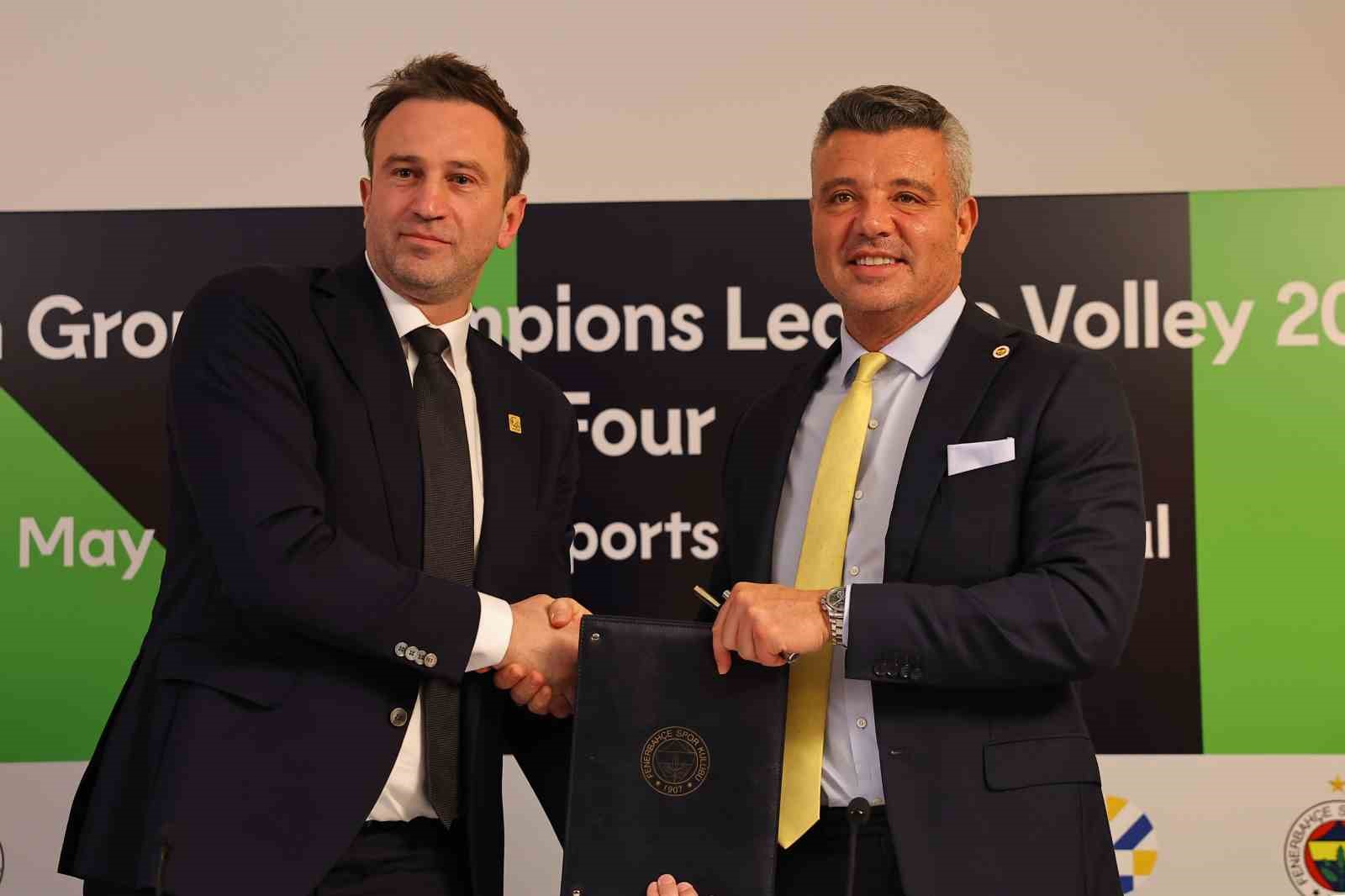 Fenerbahçe ile CEV arasında ev sahipliği için imzalar atıldı
Fenerbahçe ile CEV arasında ev sahipliği için imzalar atıldı