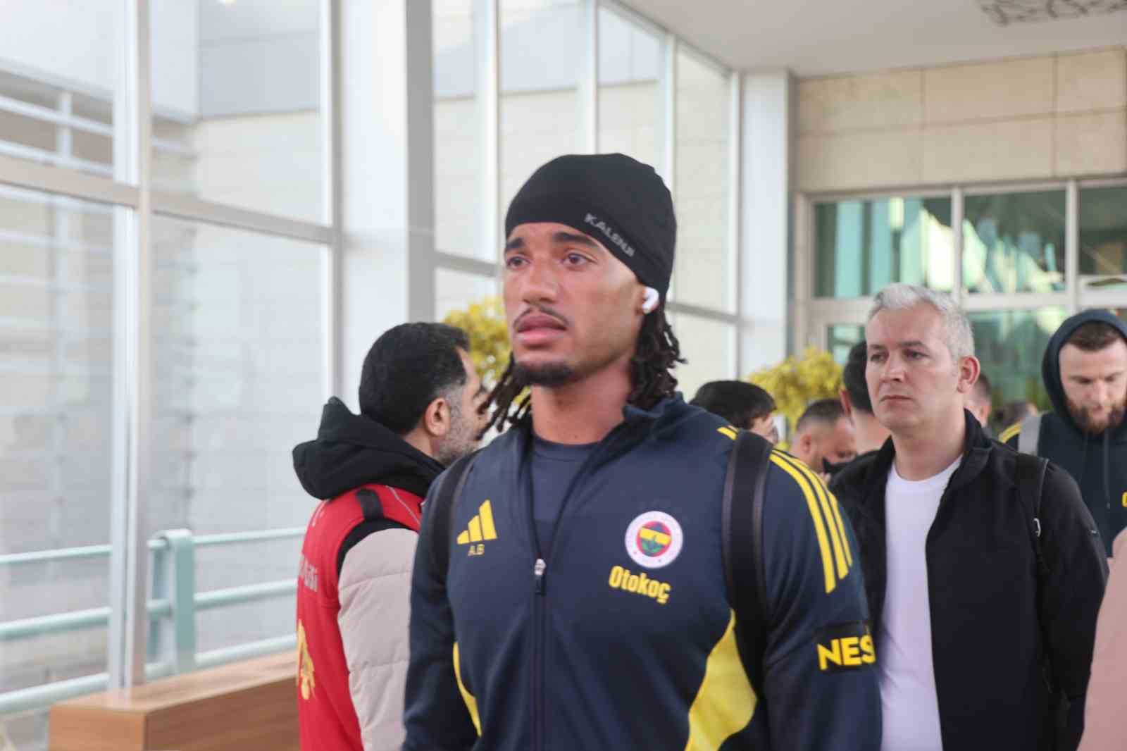 Fenerbahçe kafilesi Konya’ya geldi
