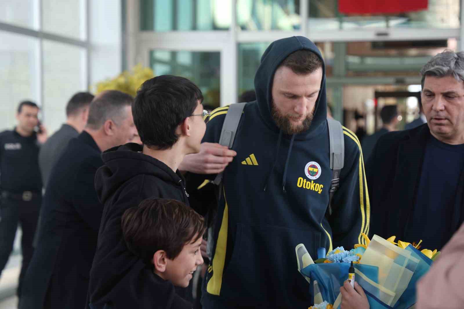 Fenerbahçe kafilesi Konya’ya geldi
