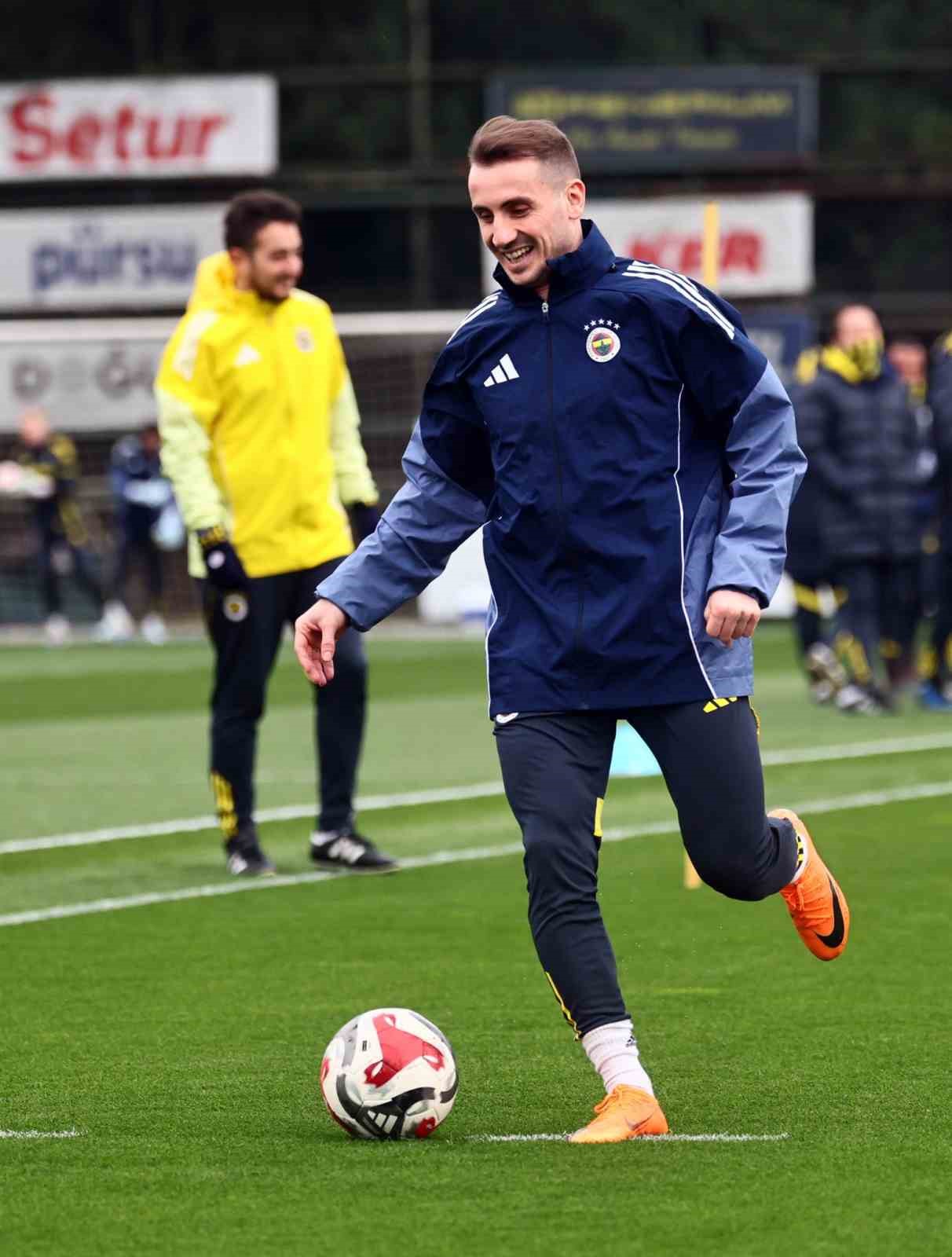 Fenerbahçe, Karagümrük maçı hazırlıklarını tamamladı
