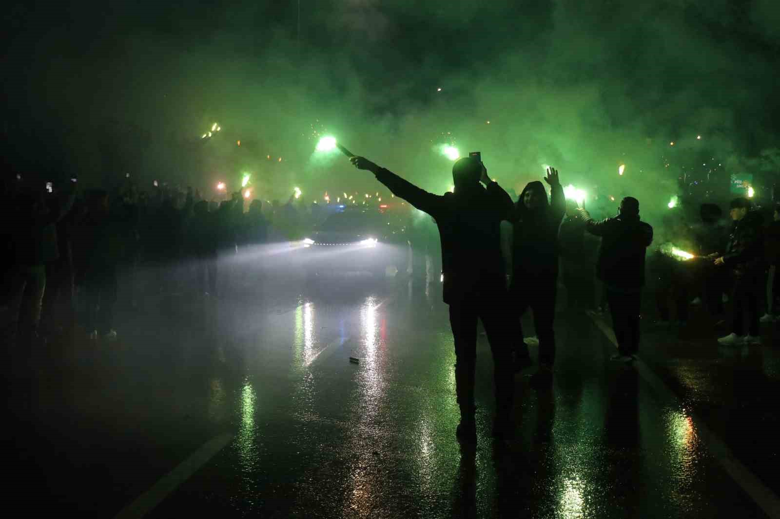 Fenerbahçe - Kocaelispor kafilesi stadyuma geldi
