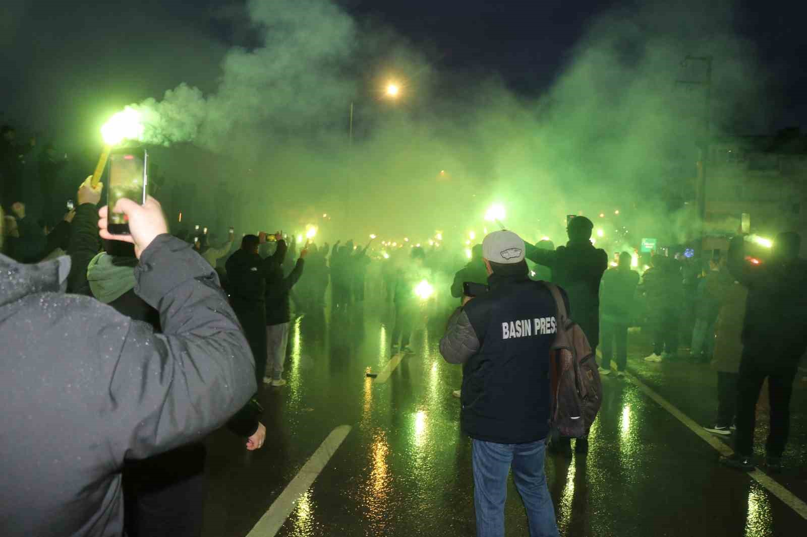 Fenerbahçe - Kocaelispor kafilesi stadyuma geldi
