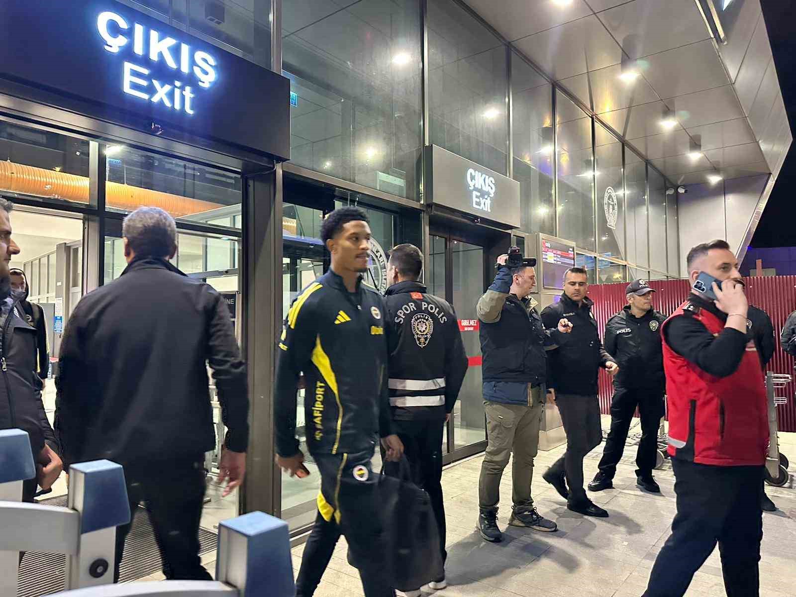 Fenerbahçe, Trabzon’a geldi
