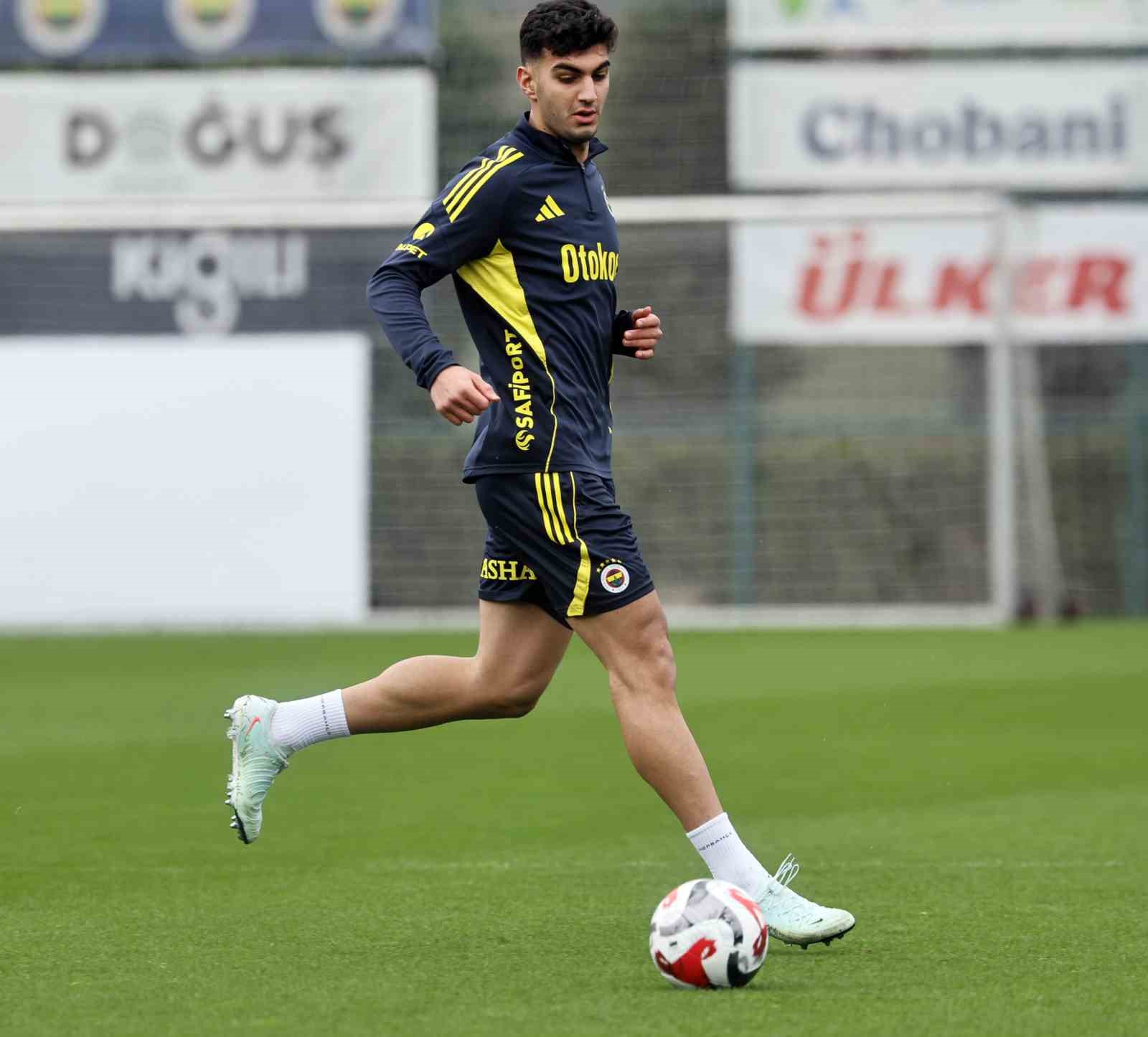 Fenerbahçe, Turkcell Süper Kupa finali hazırlıklarına başladı
