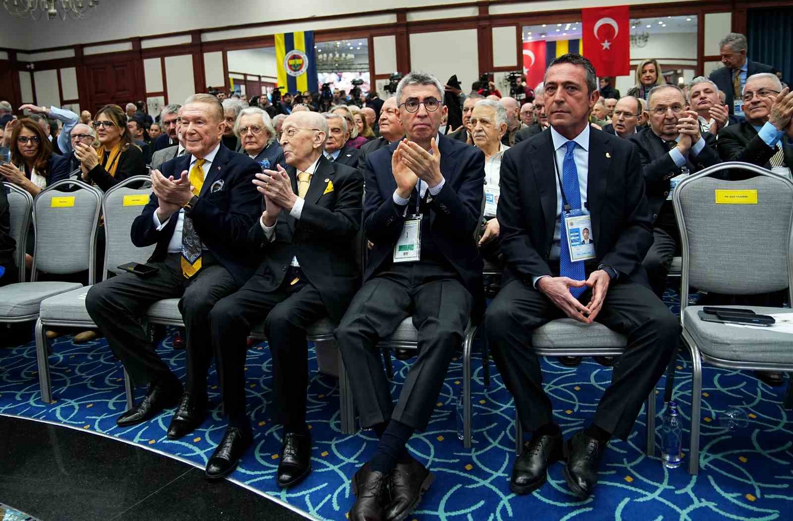 Fenerbahçe Yüksek Divan Kurulu Toplantısı başladı
