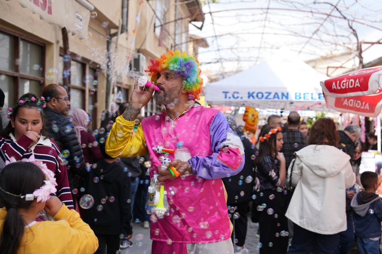 Festivalde Osmanlı geleneği yaşatıldı, ciğer tezgahları davul zurna ile şenlendi
