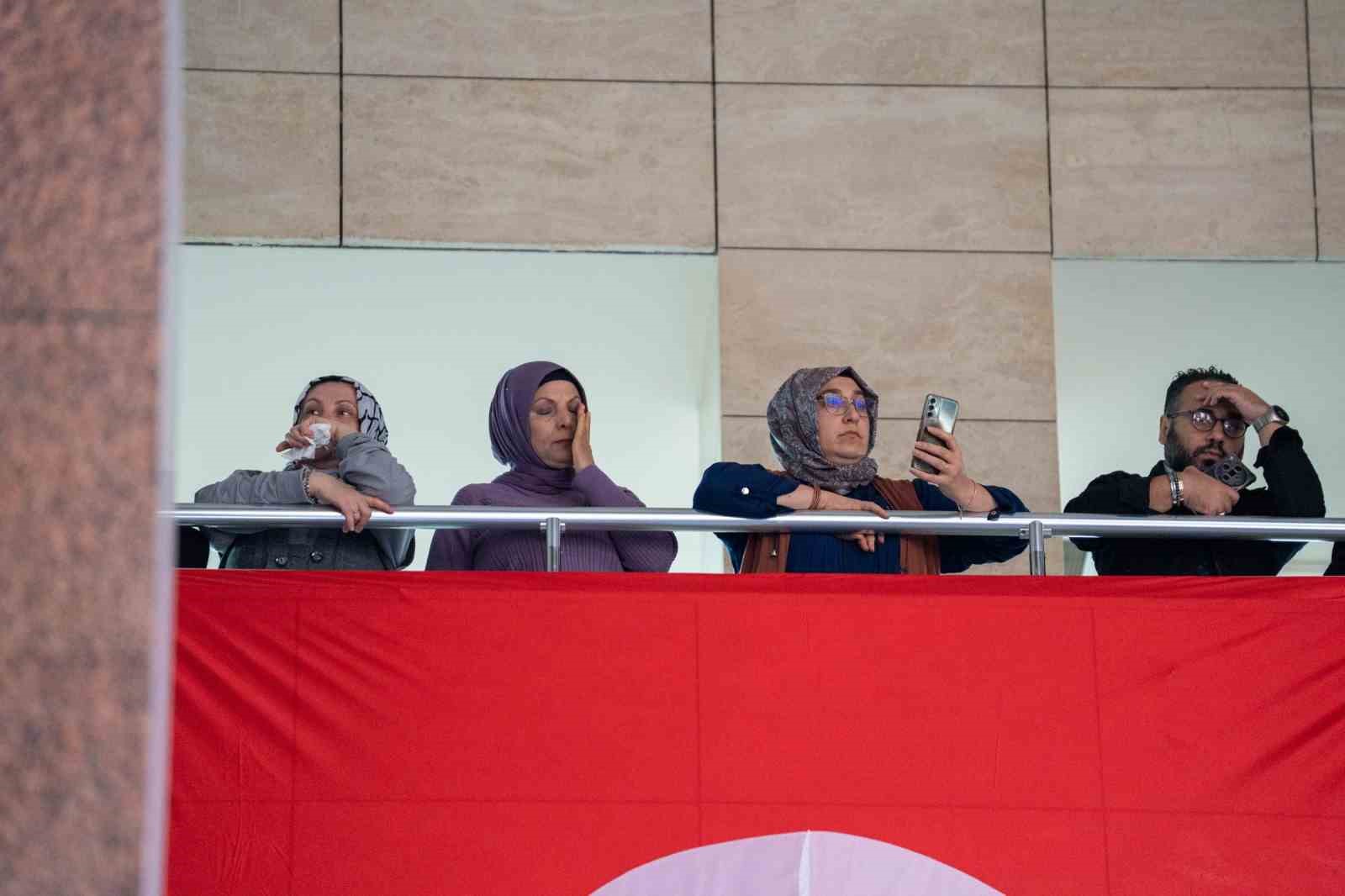 Fethi Sekin şehit düştüğü yerde karanfillerle anıldı
