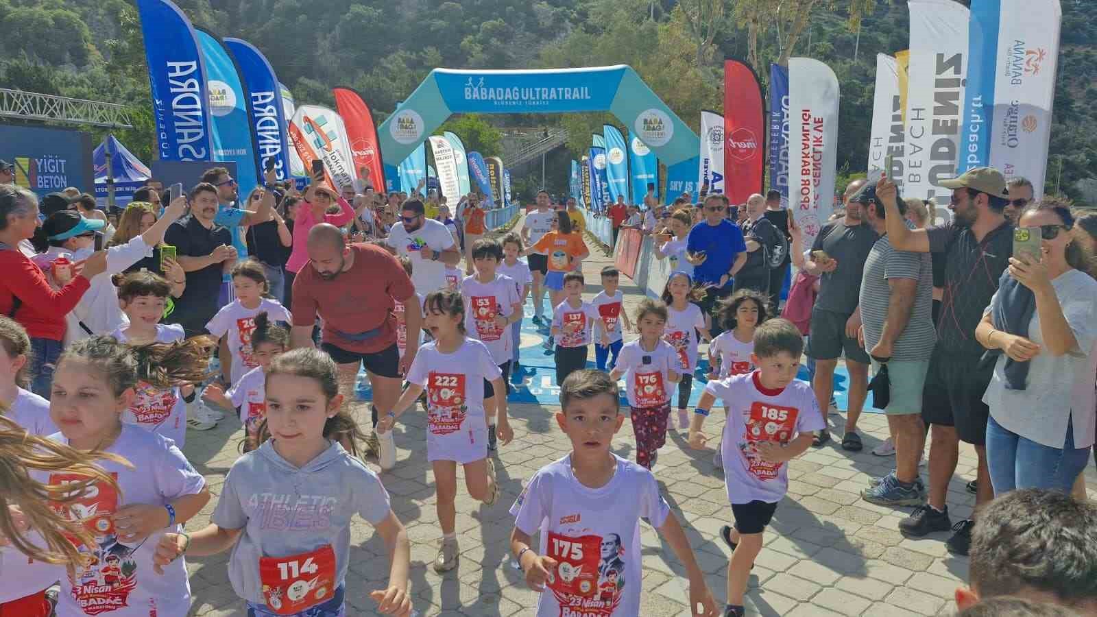 Fethiye’de 23 Nisan’a özel çocuk koşusu düzenlendi
