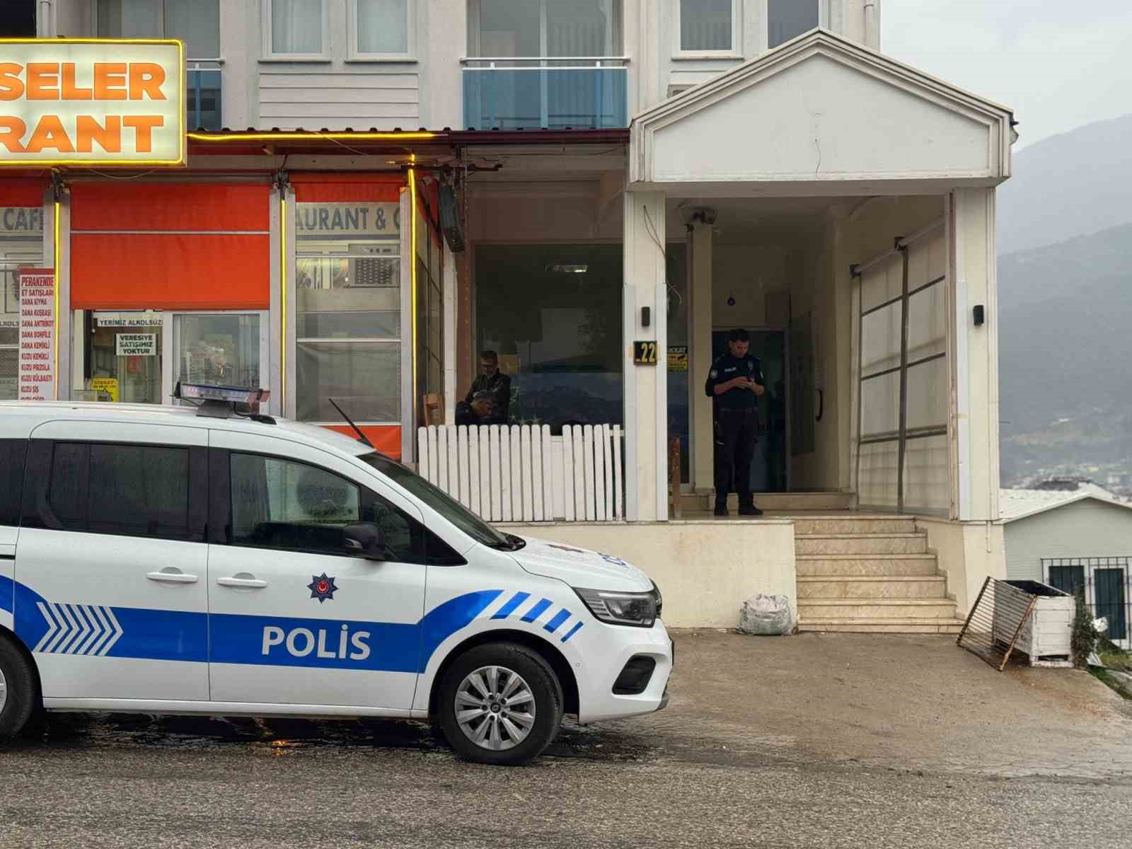 Fethiye’de bir kişi kaldığı apart odasında ölü bulundu
