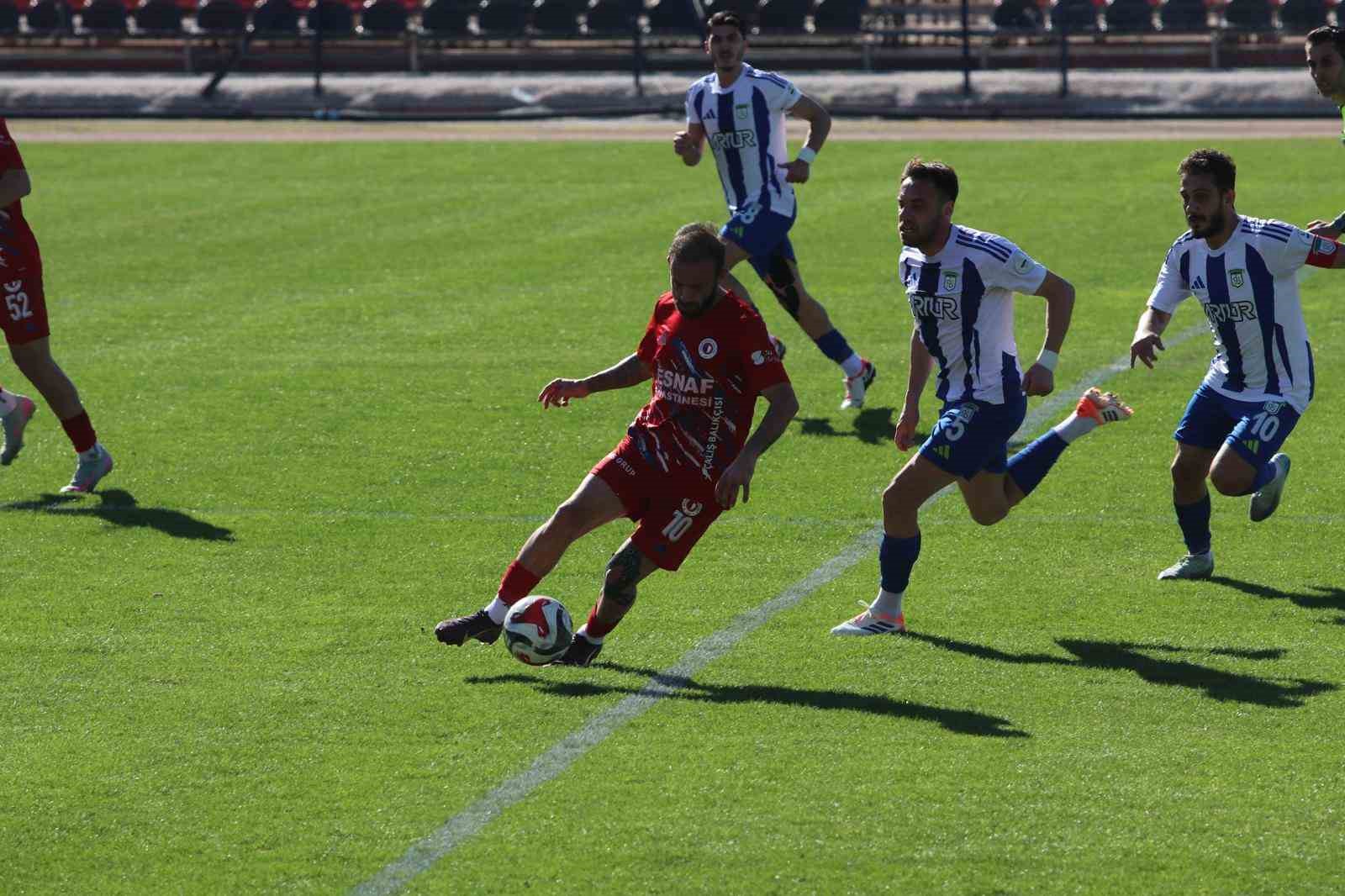 Fethiye’de Golsüz Beraberlik: 0-0
Fethiye’de Golsüz Beraberlik: 0-0