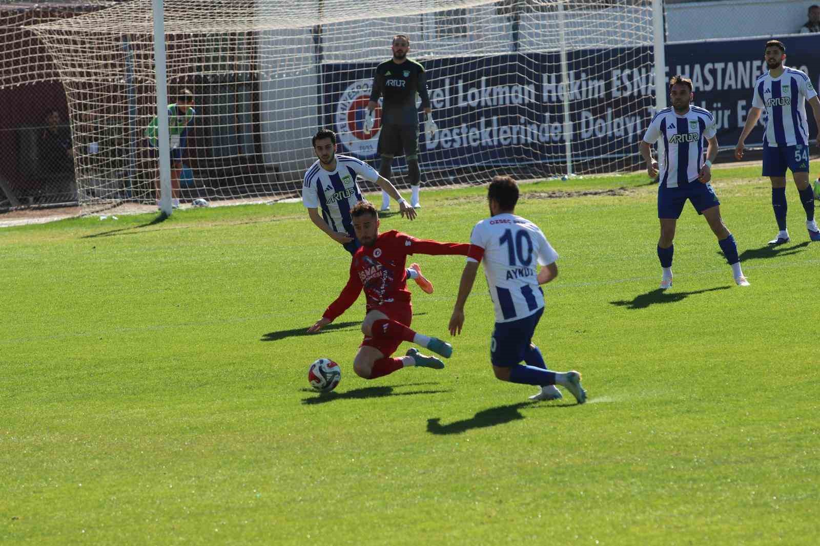 Fethiye’de Golsüz Beraberlik: 0-0
Fethiye’de Golsüz Beraberlik: 0-0