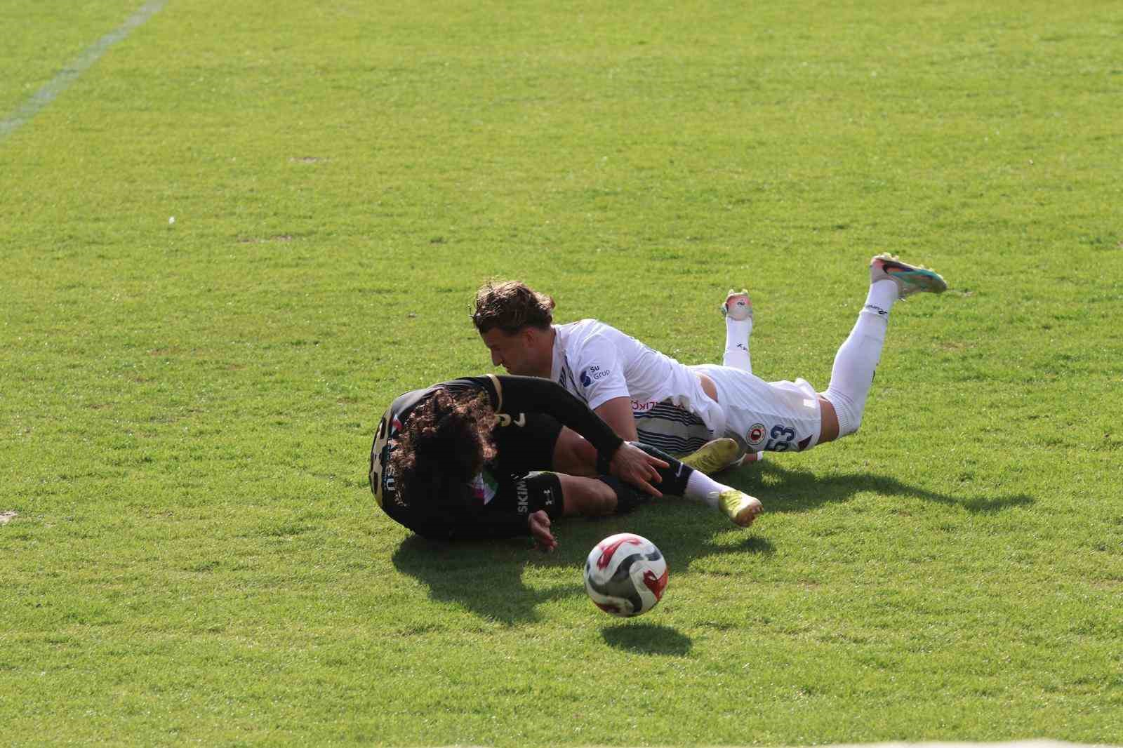 Fethiyespor evinde Isparta ile puanları paylaştı: 1-1
