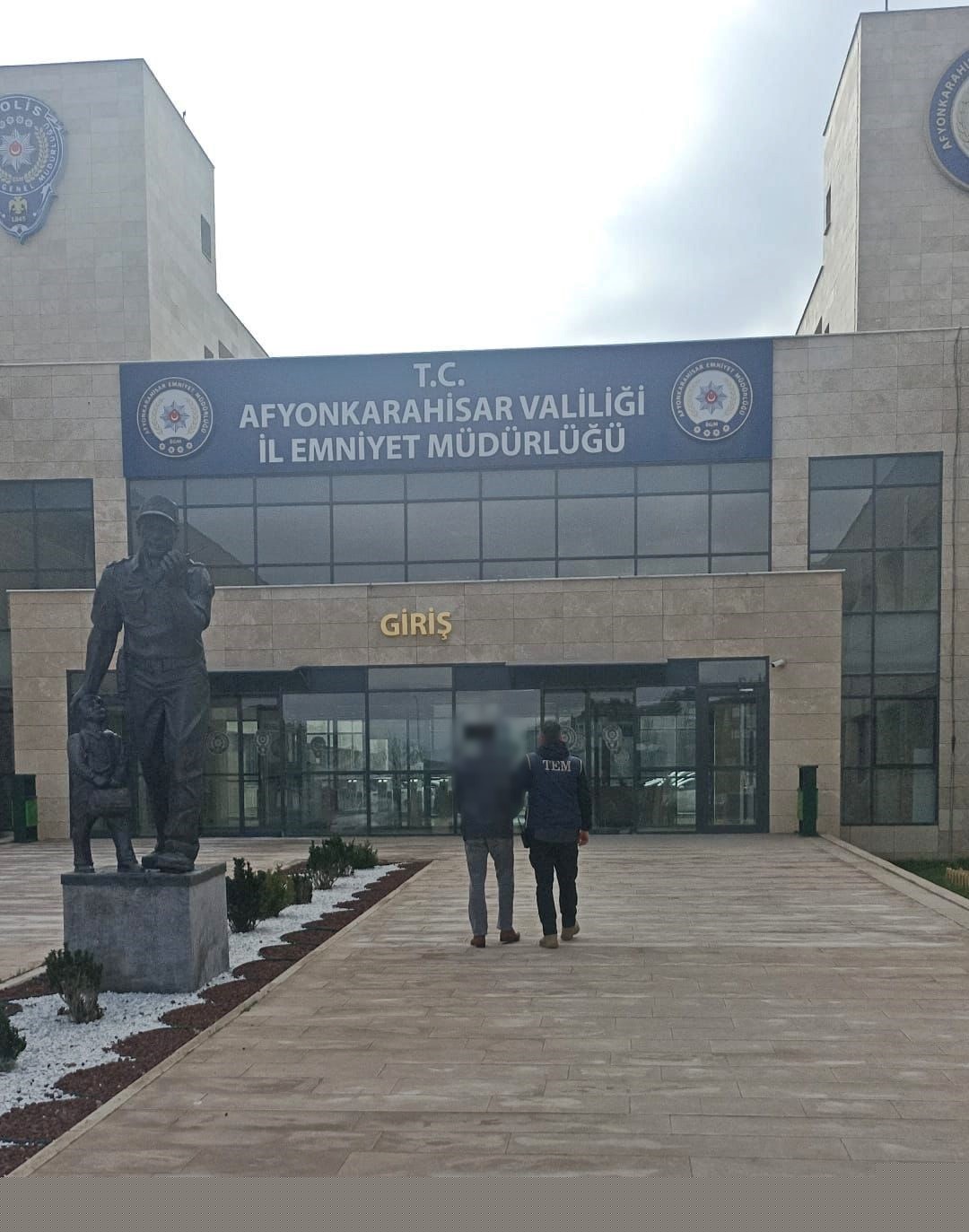 FETÖ’den aranan eski komiser yardımcısını polis yakaladı
