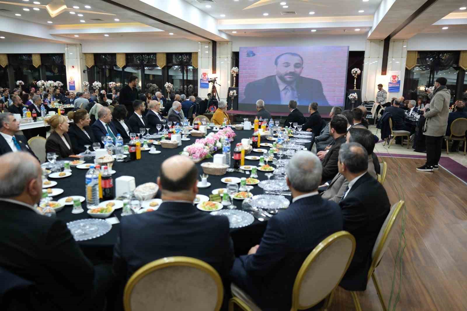 FHGC’den 10 Ocak Gazeteciler Günü’nde Arif Çakmak’a vefa
