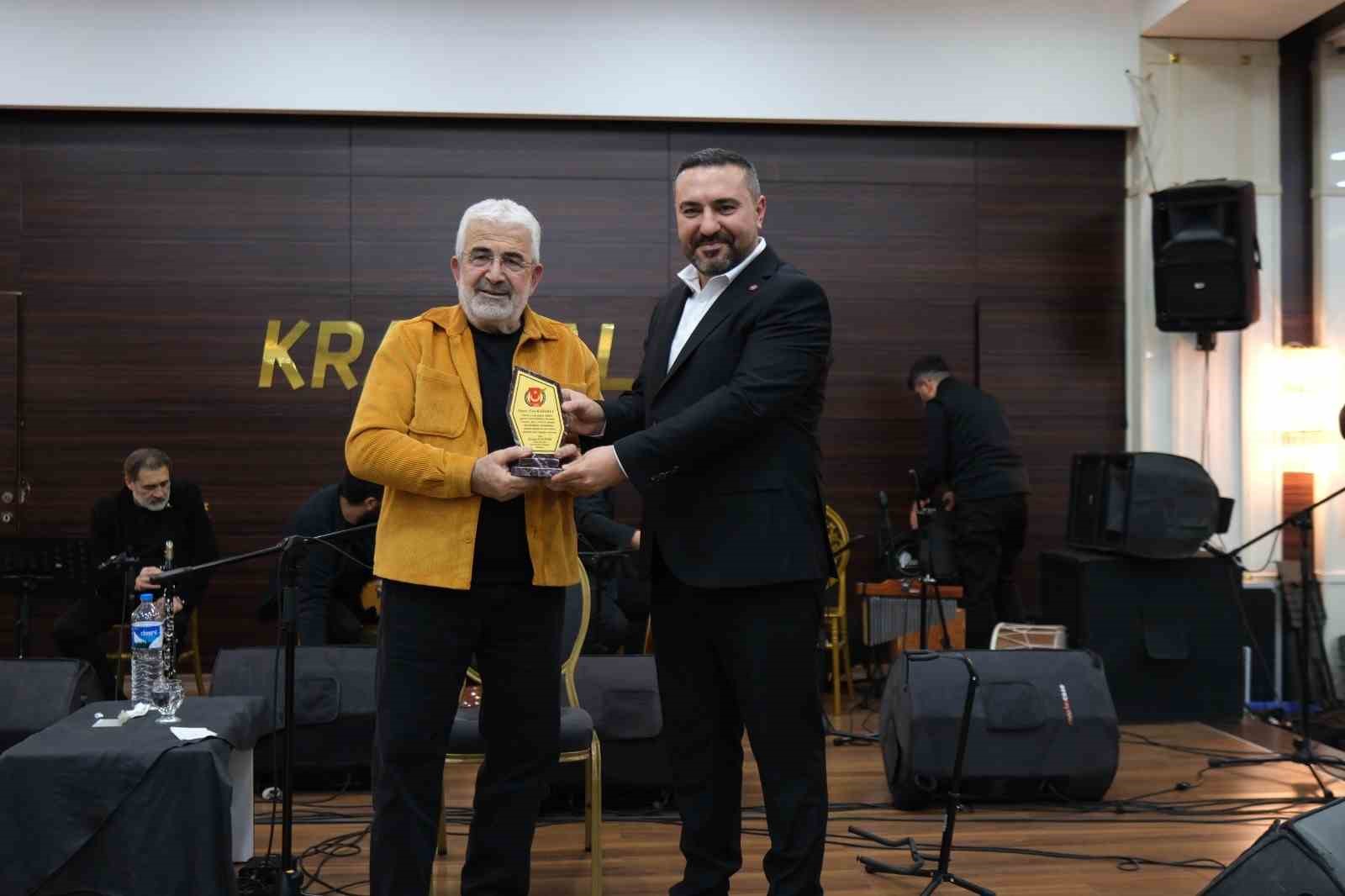 FHGC’den 10 Ocak Gazeteciler Günü’nde Arif Çakmak’a vefa
