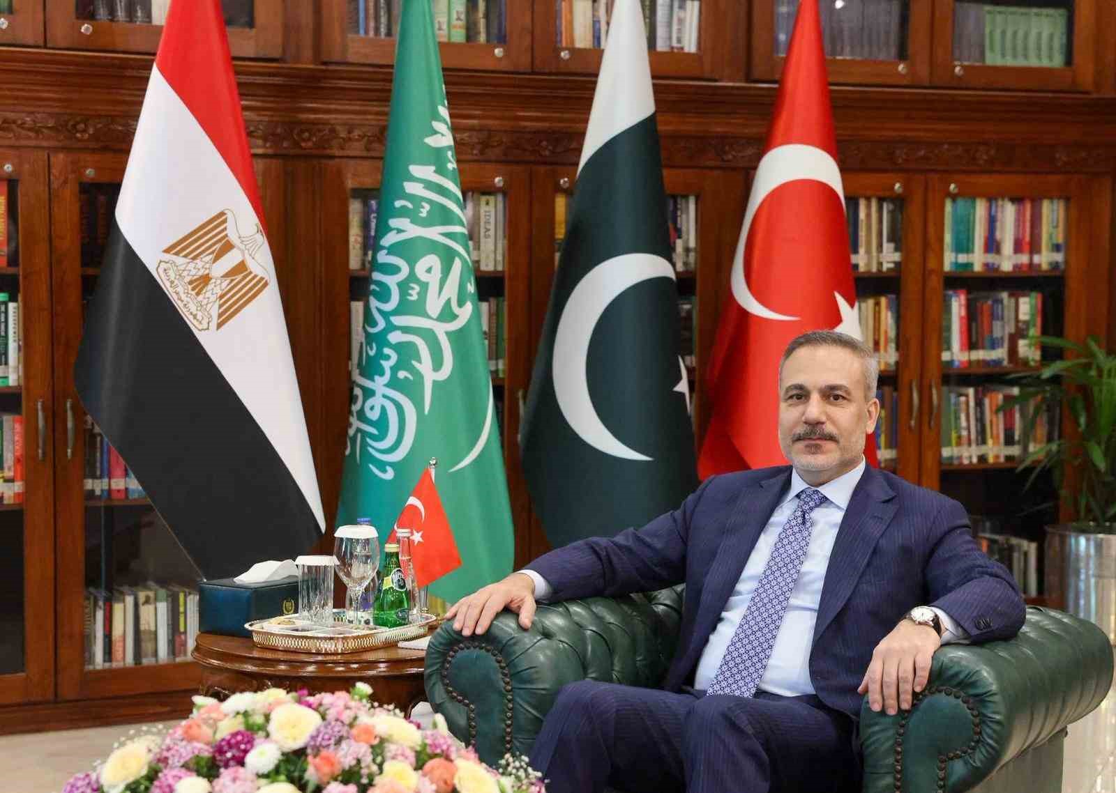 Fidan, Türkiye-Mısır-Pakistan-Suudi Arabistan Dışişleri Bakanları Toplantısı’na katıldı
