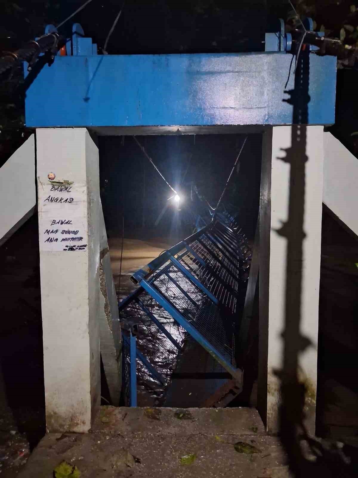 Filipinler’i tropikal fırtına vurdu: 12 ölü
