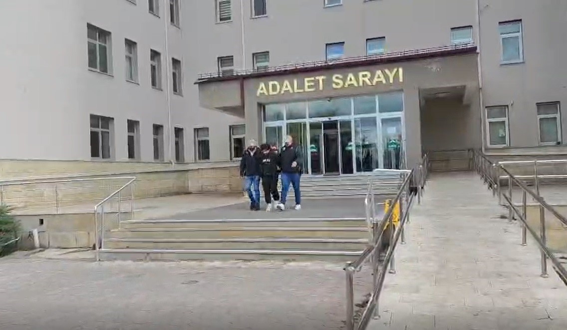 Firari FETÖ hükümlüsü Sivas’ta yakalandı
