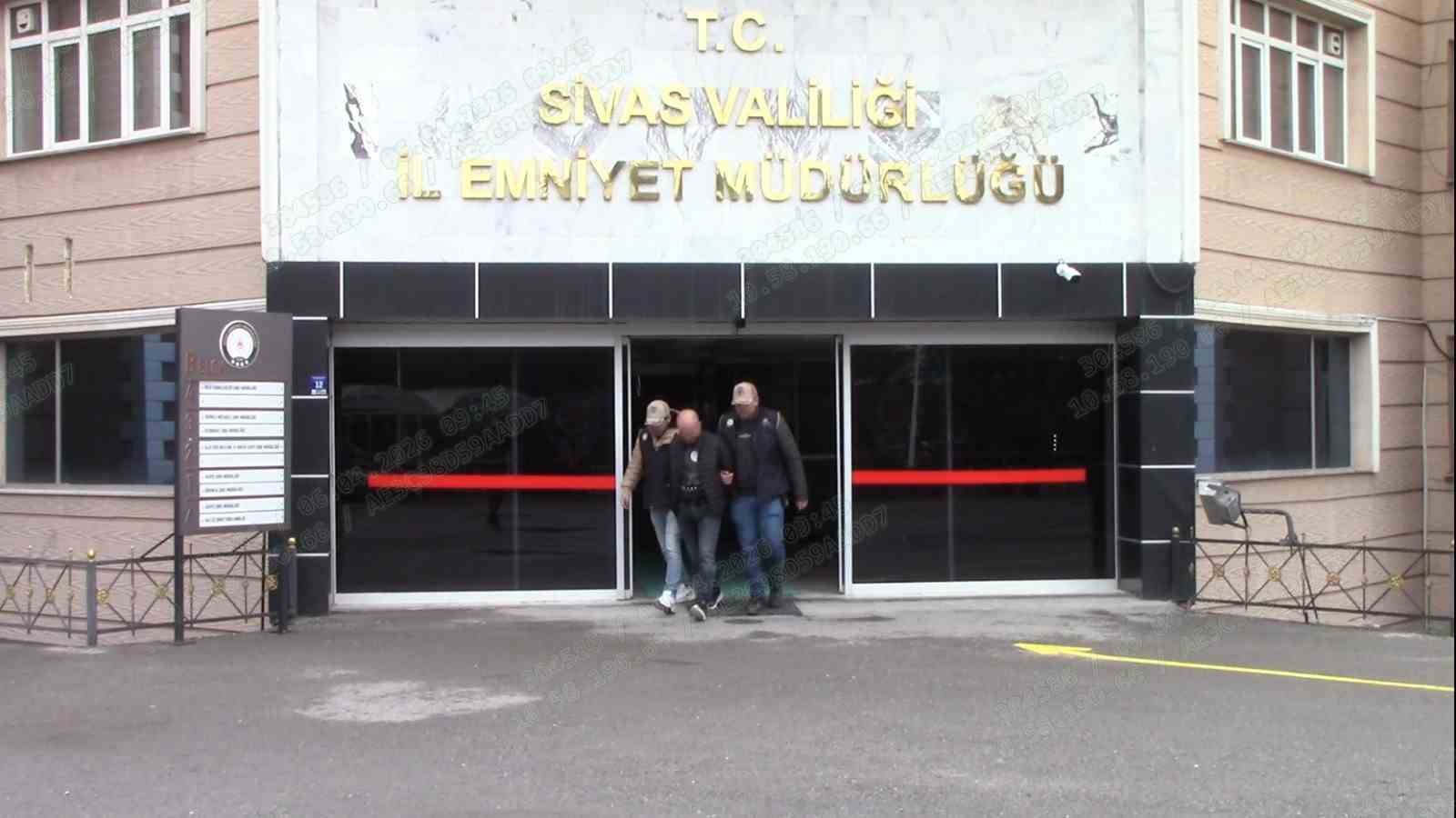 Firari FETÖ üyesi Sivas’ta yakalandı
