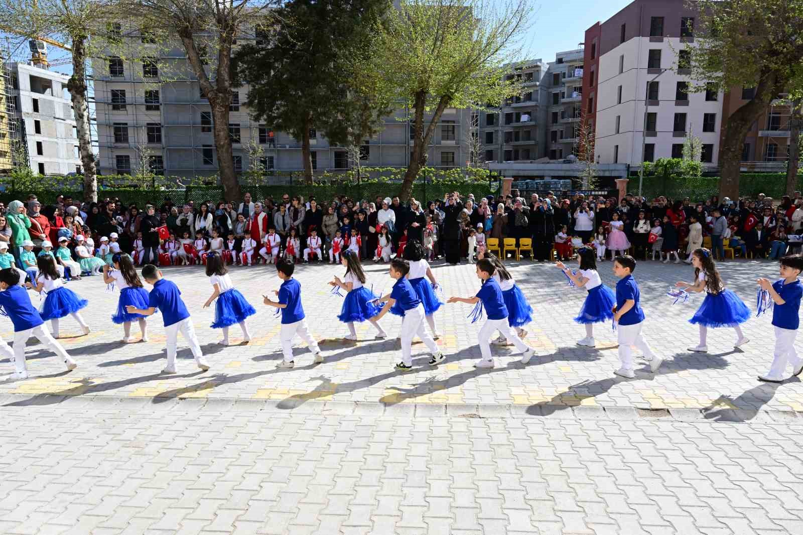 Fırat İlköğretim Okulu’nda 23 Nisan etkinliği
