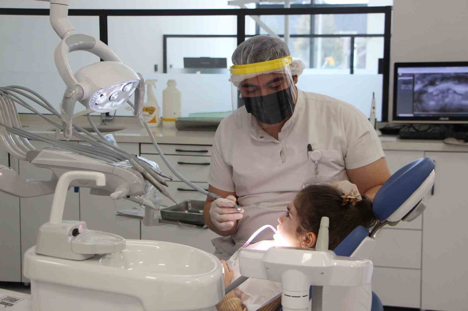 Fırat Üniversitesi Diş Hekimliği Fakültesi ve Hastanesi kapılarını açtı
