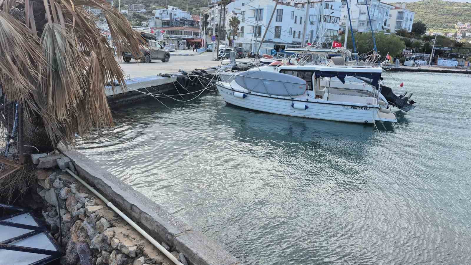 Fırtına gitti, hasar kaldı
