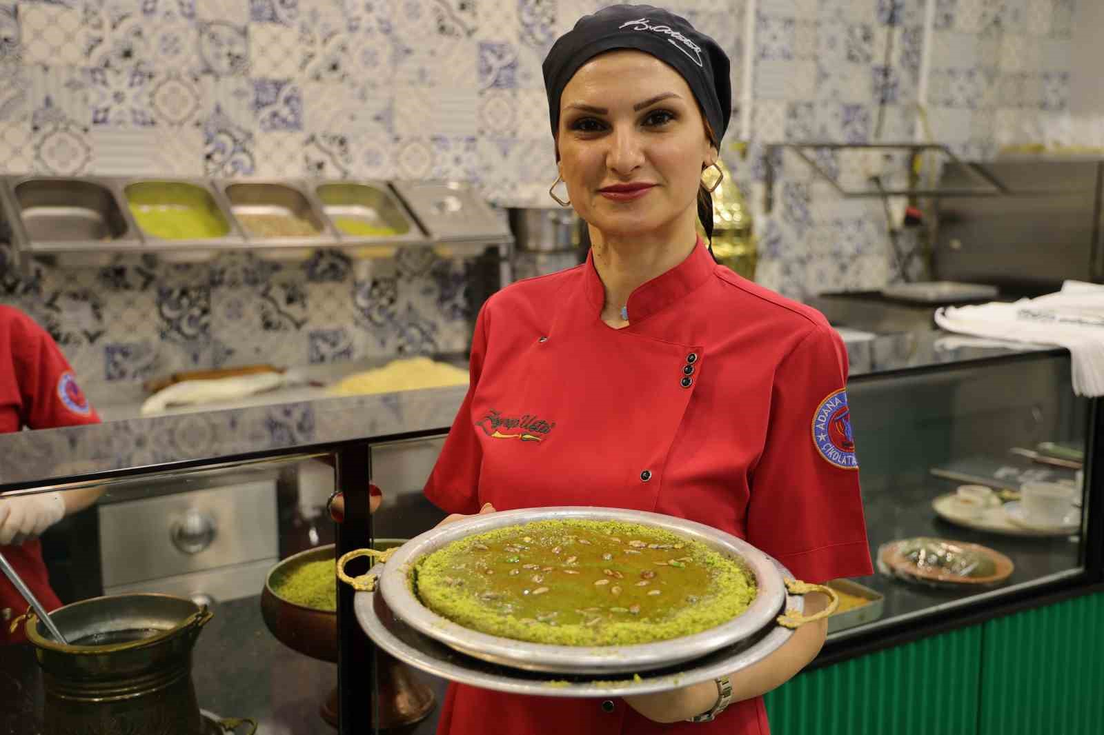 Fıstık ezmeli künefe yok satıyor
