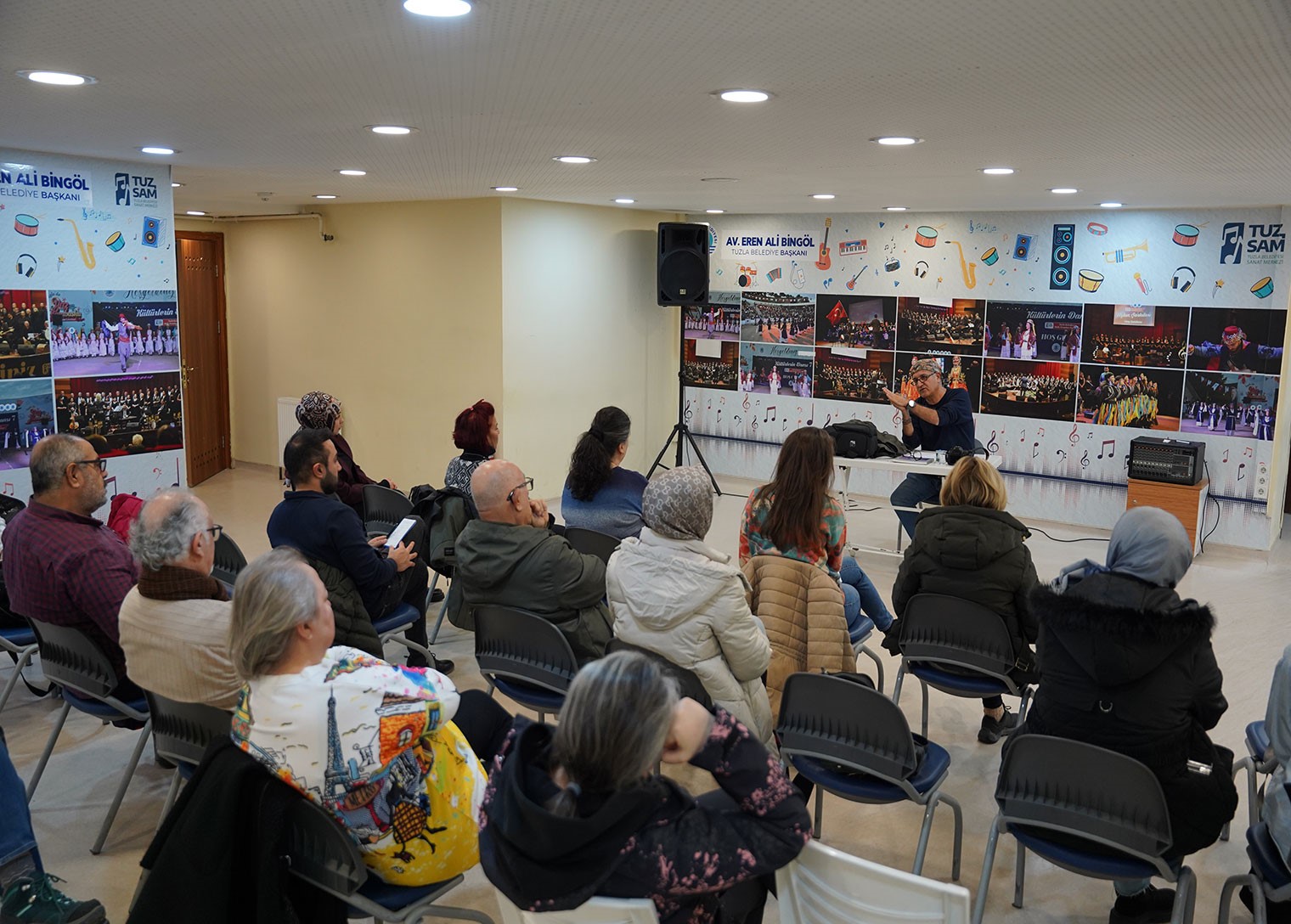 Fotoğraf tutkunları Tuzla’nın sokaklarında buluştu
