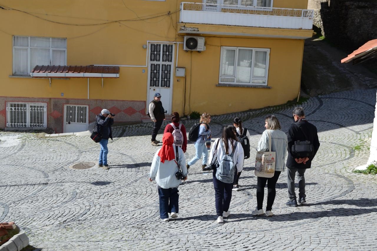 Fotoğrafçılar Buldan’da sahaya indi
