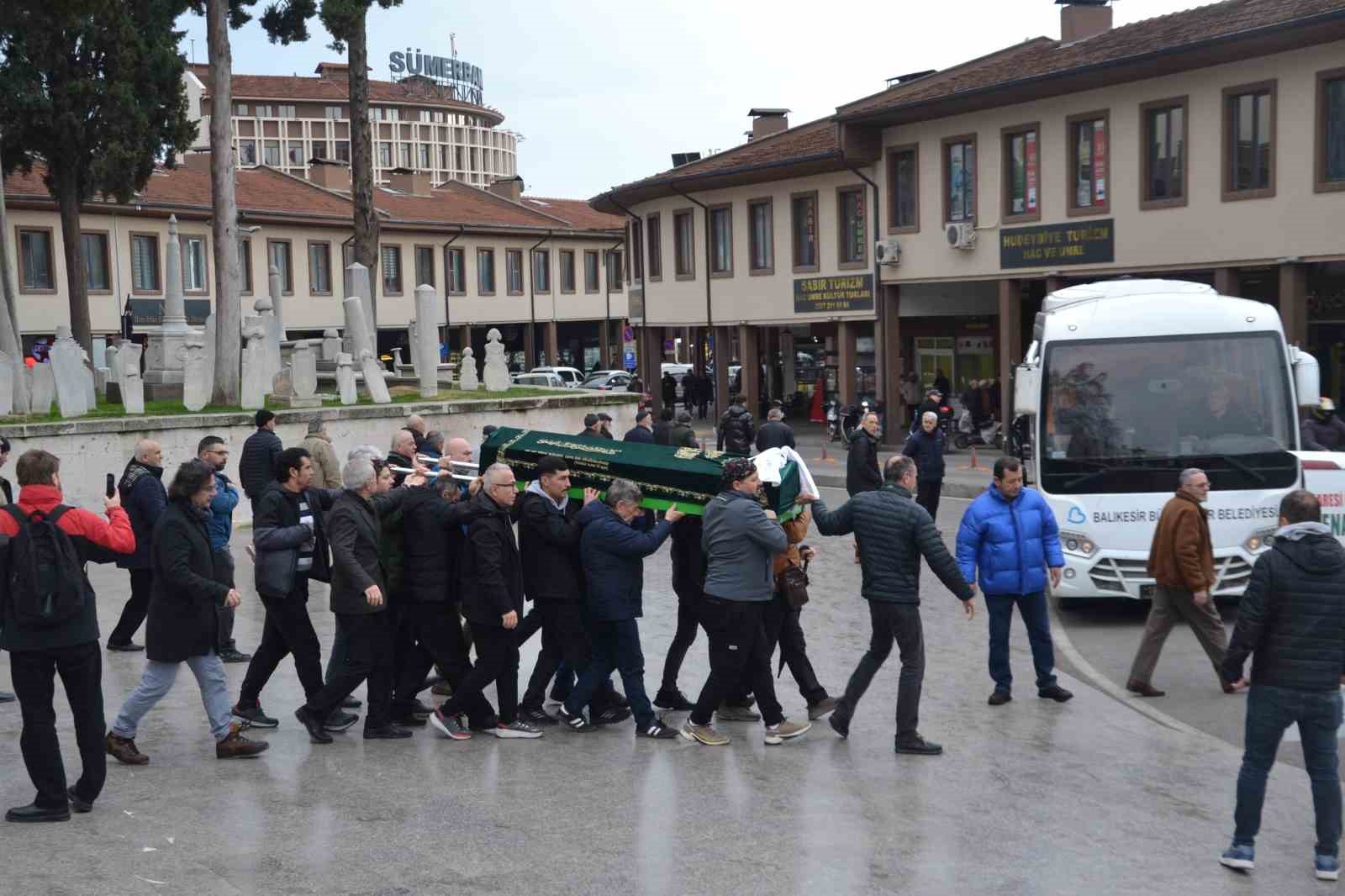 Fotoğrafın ustası Sadri Varol gözyaşları ile uğurlandı
