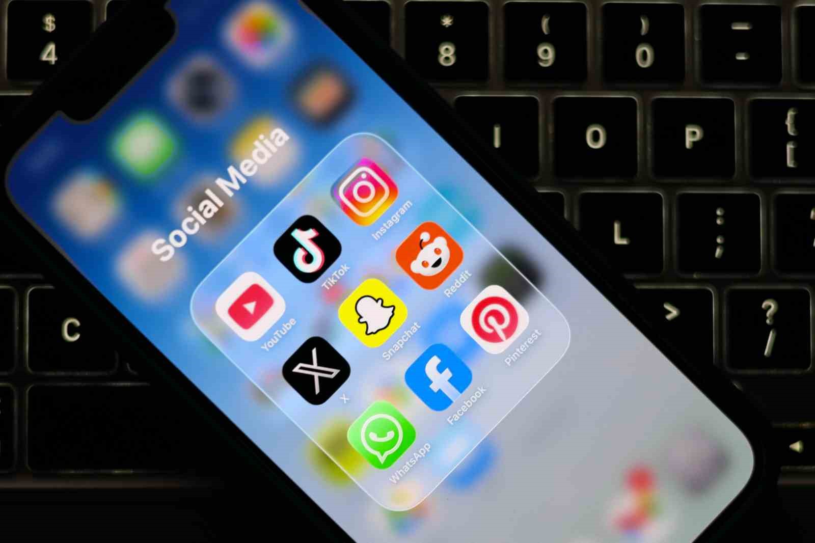 Fransa Meclisi, sosyal medya platformlarına 15 yaş sınırı getiren yasa tasarısını kabul etti
