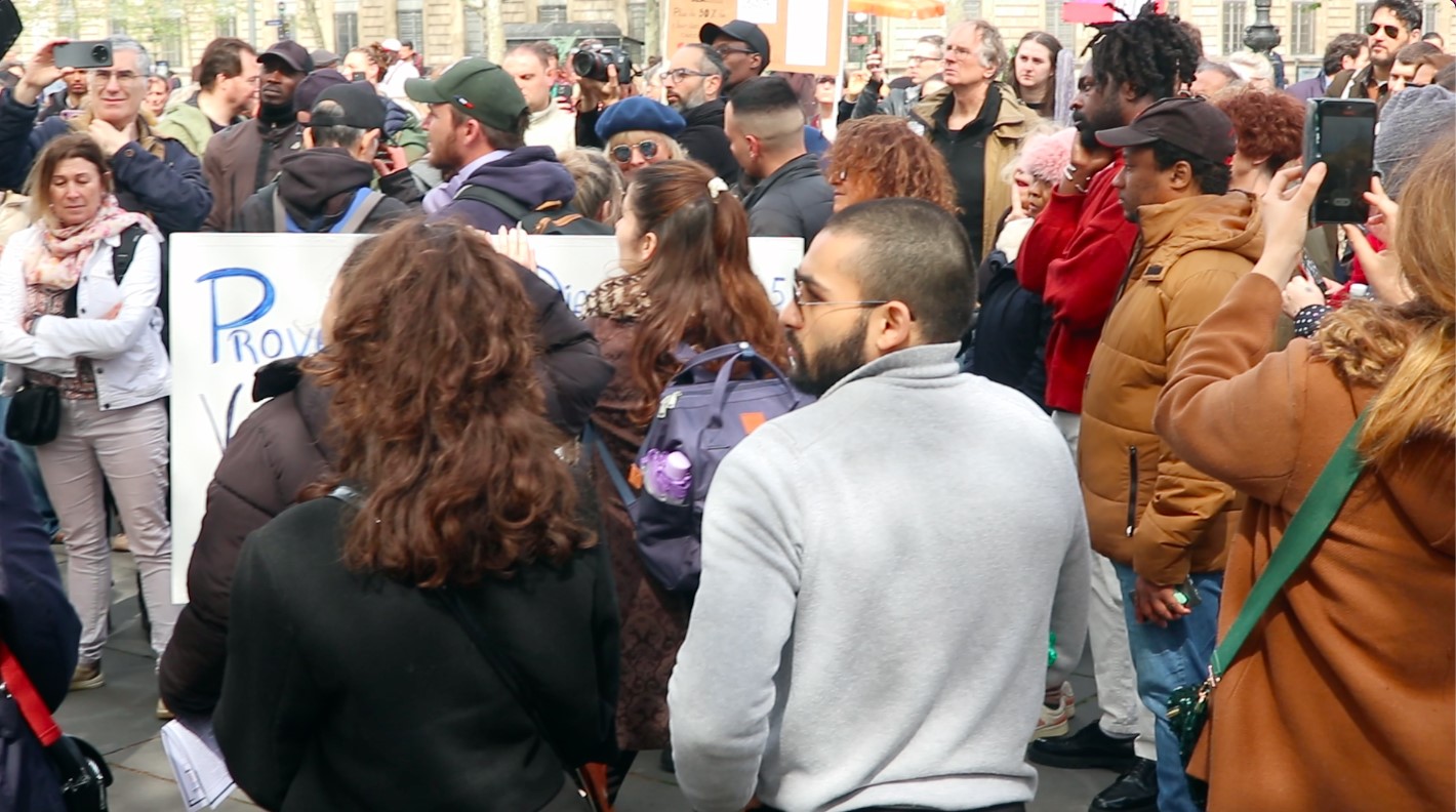 Fransa’da çocuk istismarlarına karşı "Çocuğuma Dokunma" protestosu
Fransa’da çocuk istismarlarına karşı "Çocuğuma Dokunma" protestosu