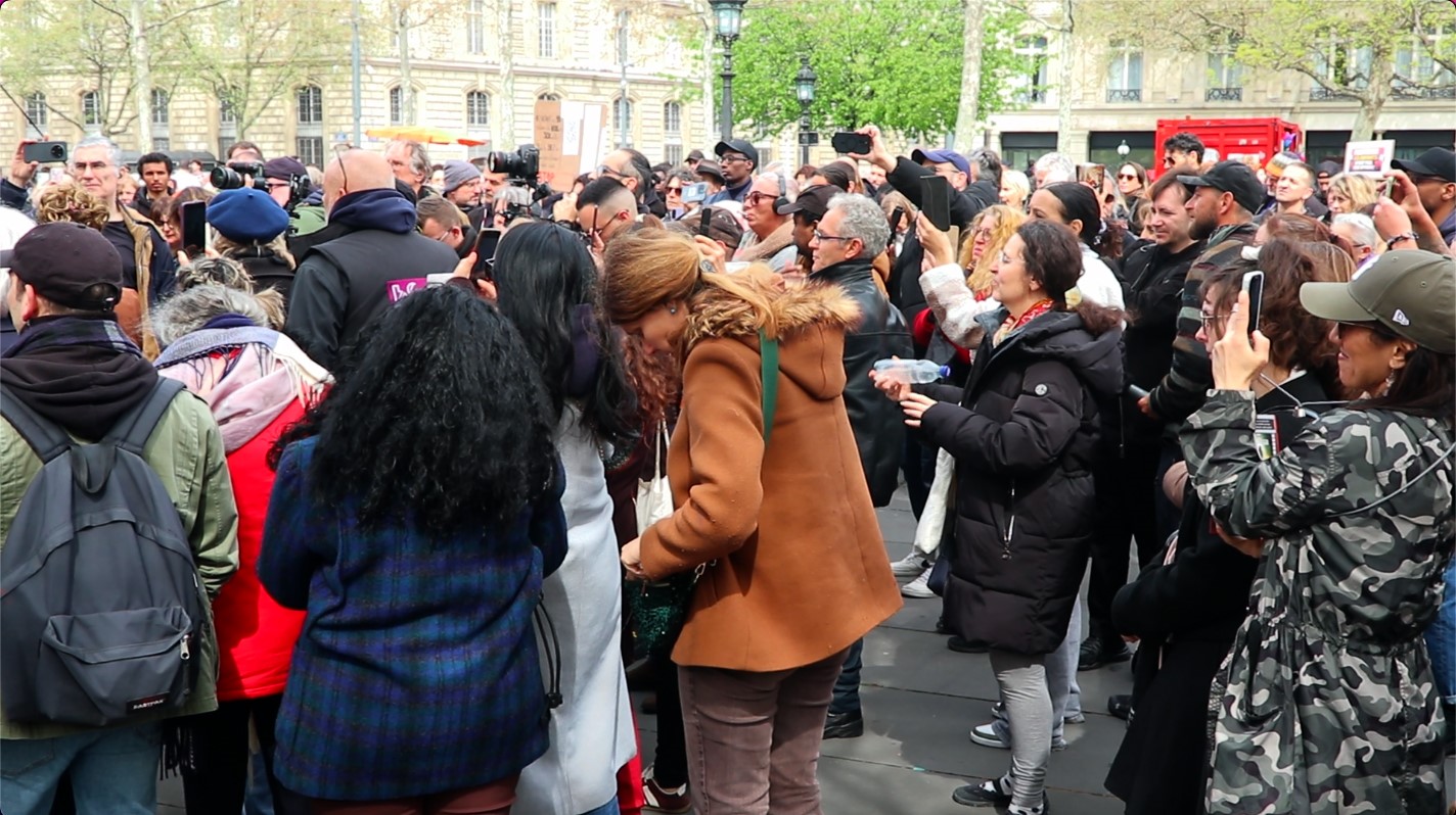 Fransa’da çocuk istismarlarına karşı "Çocuğuma Dokunma" protestosu
Fransa’da çocuk istismarlarına karşı "Çocuğuma Dokunma" protestosu
