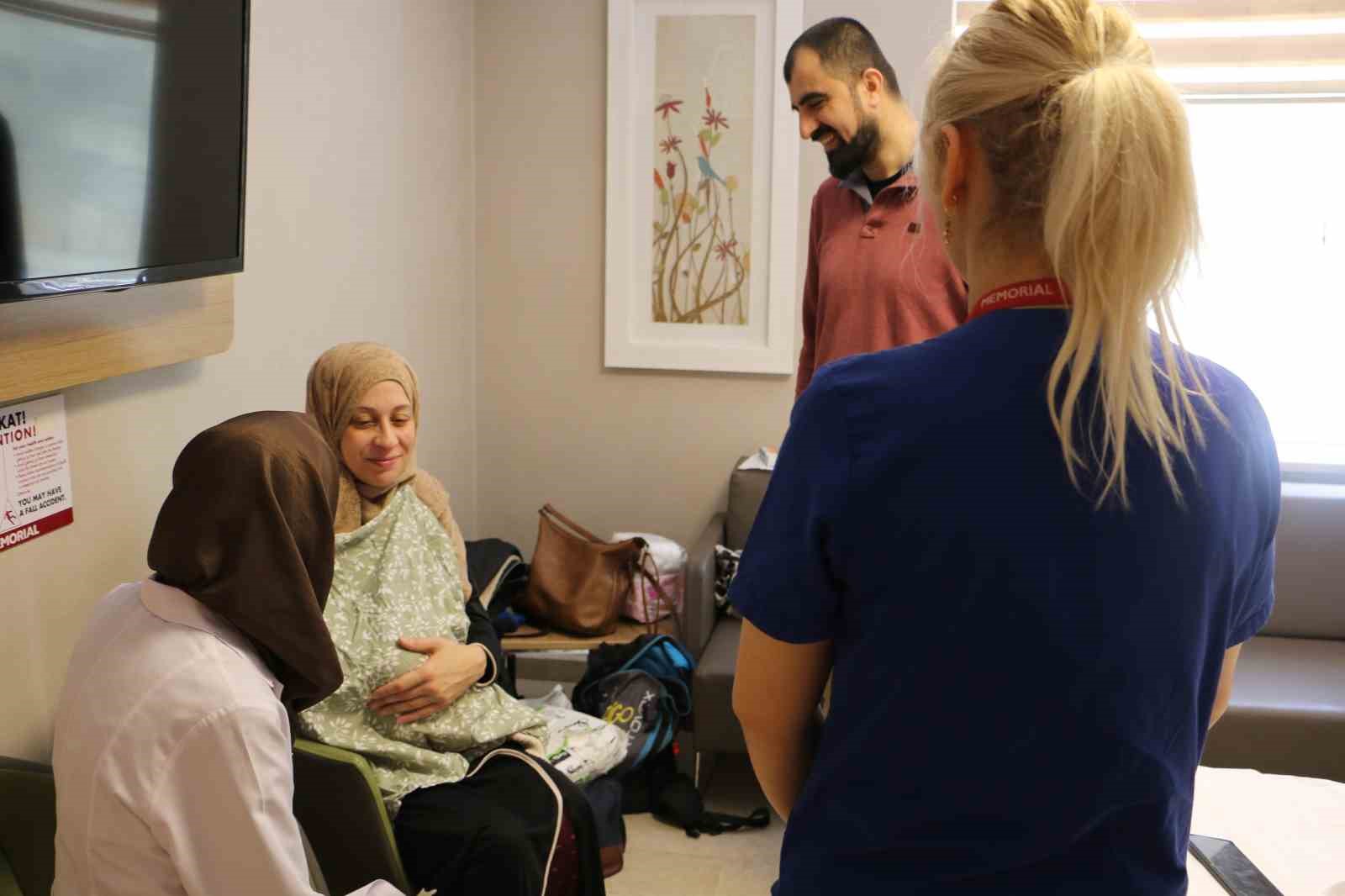 Fransa’da evde 6 doğum yaptı, "Fizyolojik doğum" tercihini Diyarbakır’dan yana kullandı
