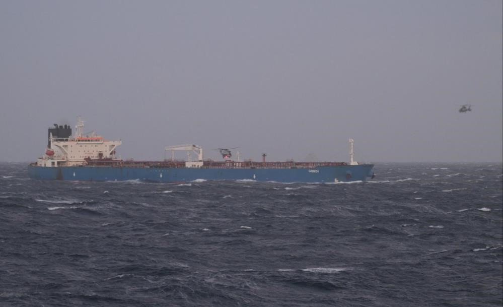 Fransa’nın el koyduğu "Grinch" tankeri Marsilya’da limana çekildi
